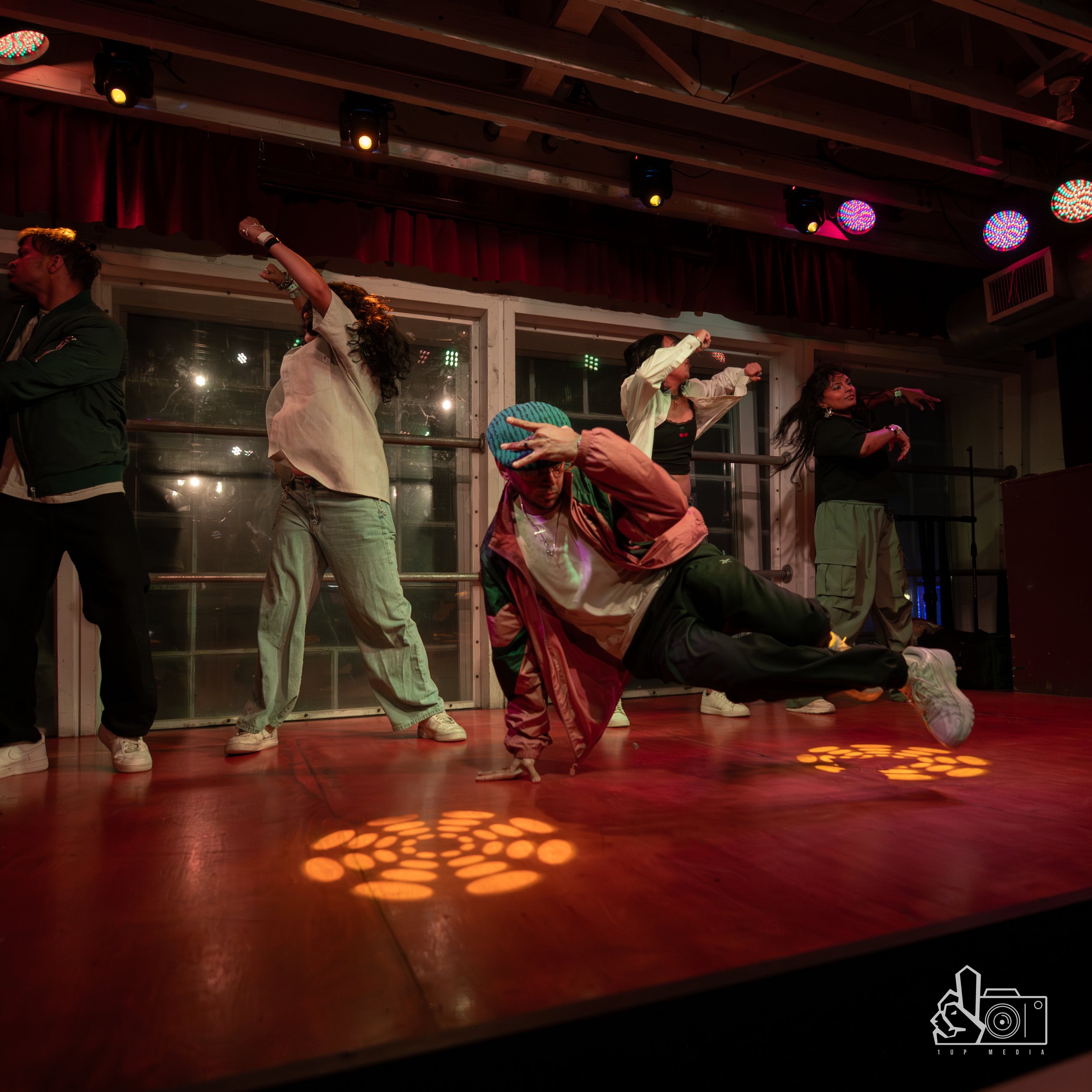 GetDown20261Up-168.jpg