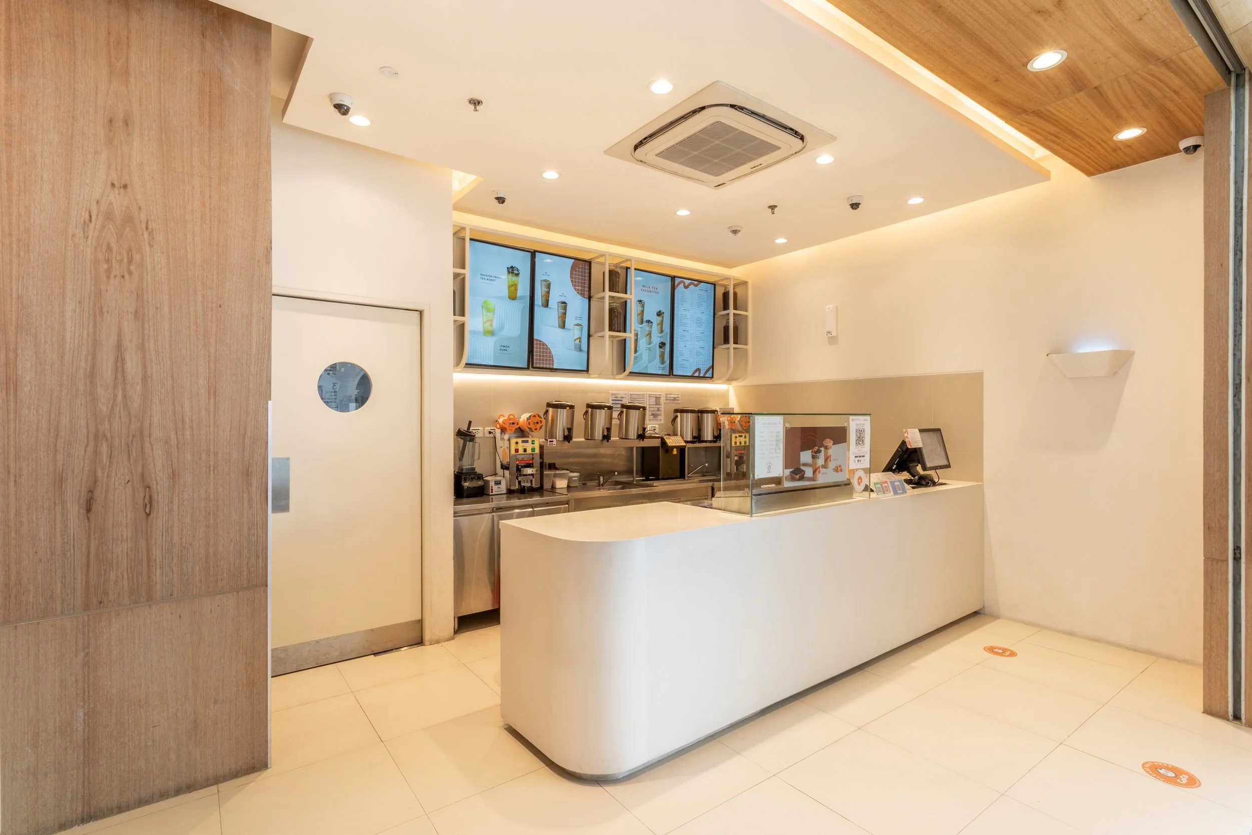 CFTJ_NOMO_INT 16.JPG