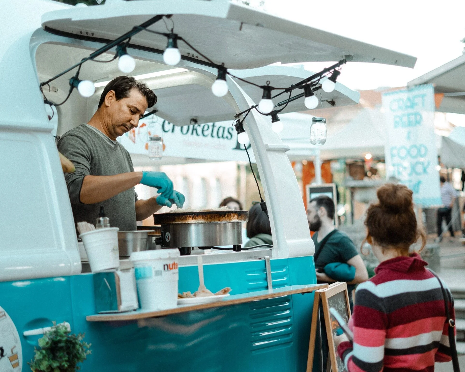 Episode 06: Street Food - אוכל רחוב