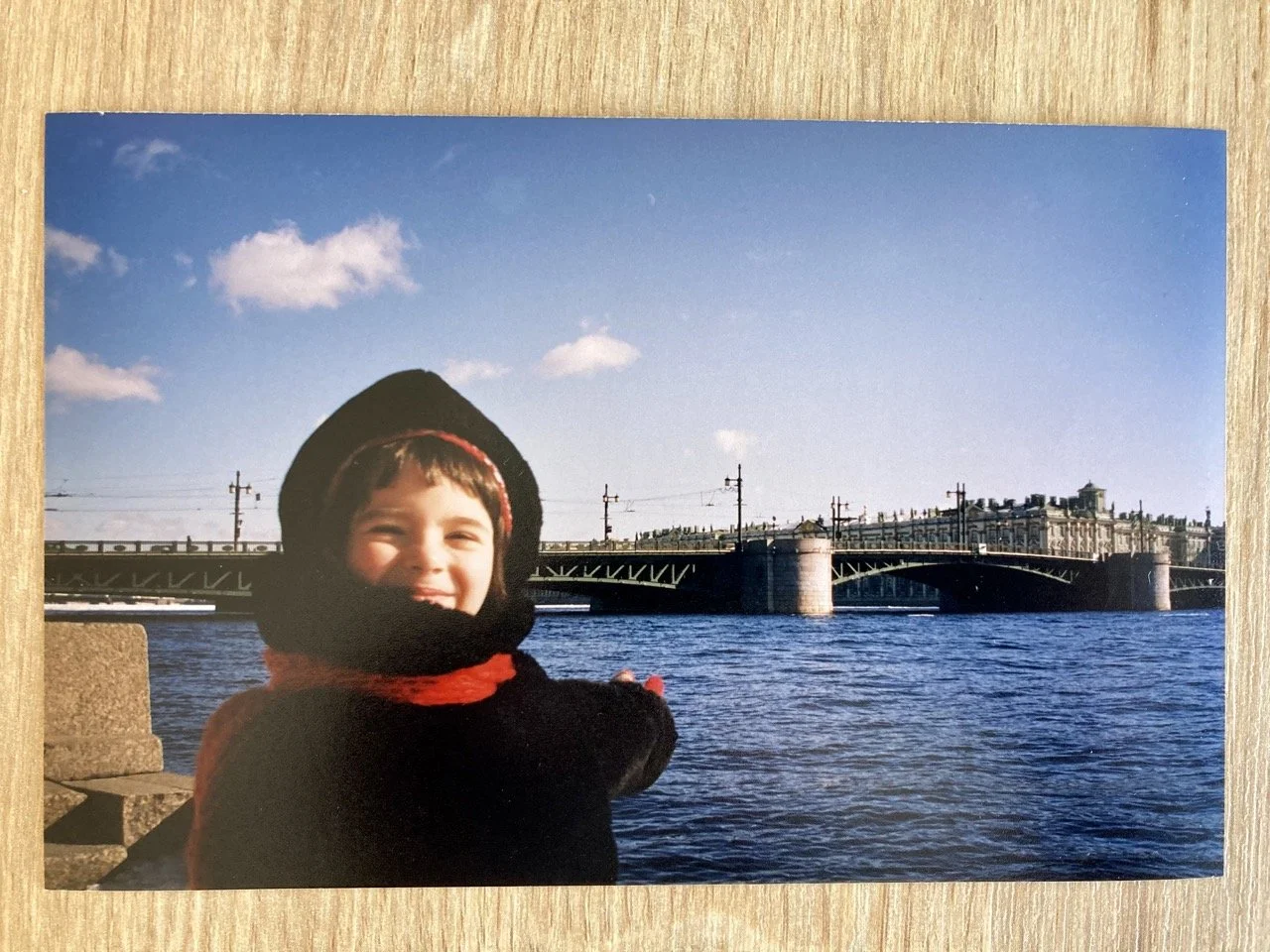 [40] Were you born here? - את נולדת פה?