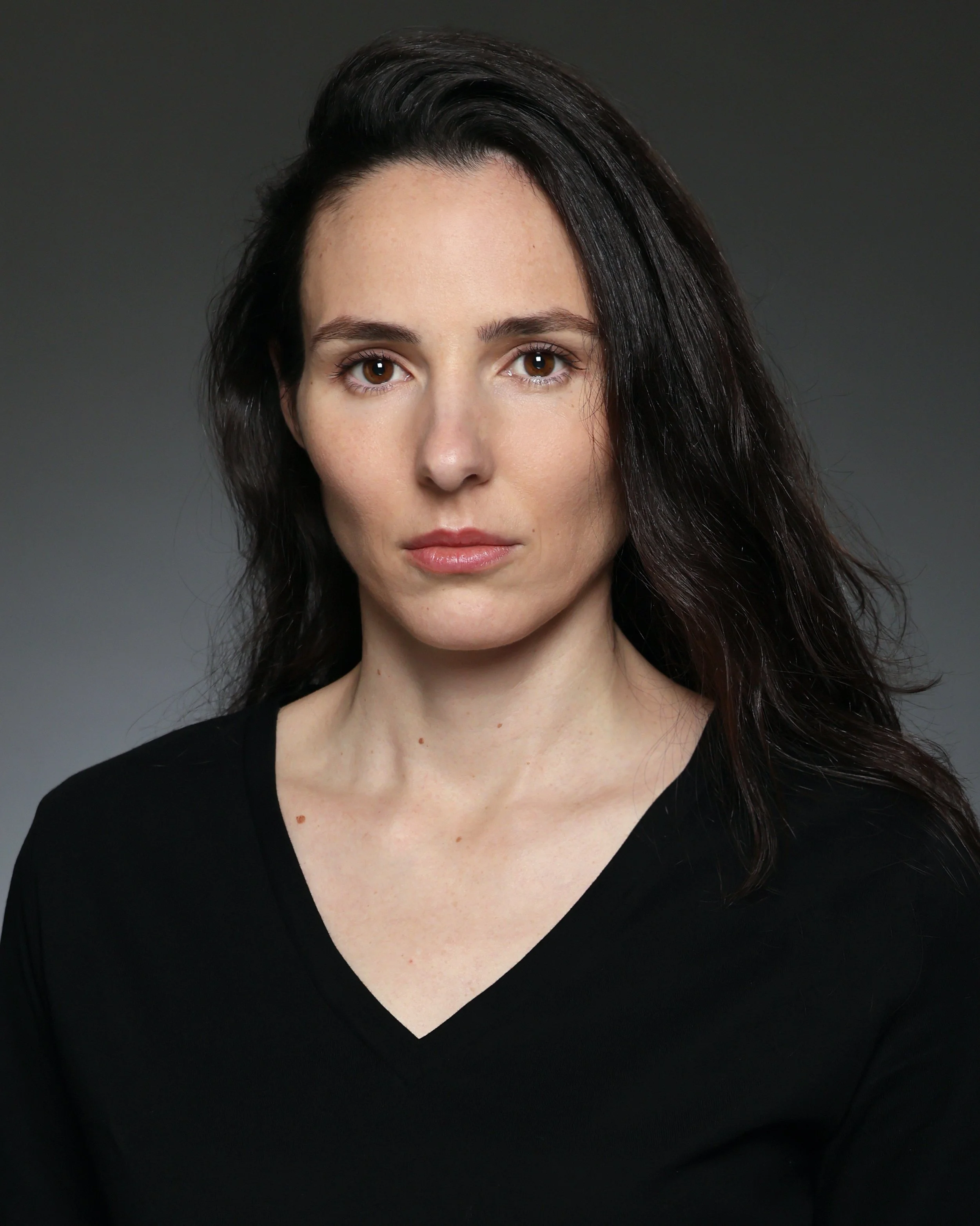 2026_01 Moises Fernandez - 8X10 Vertical 7.jpg