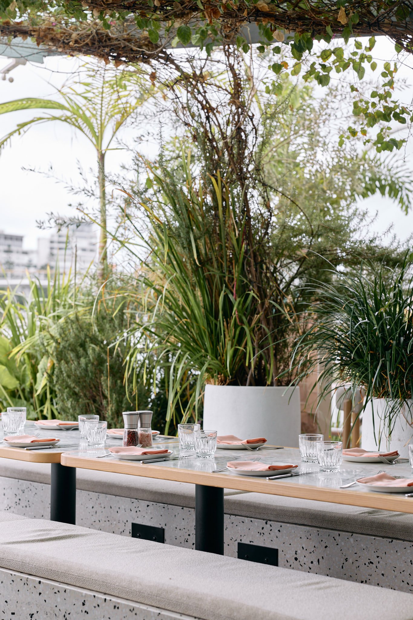 Opa - Markus Ravik - 10.jpg