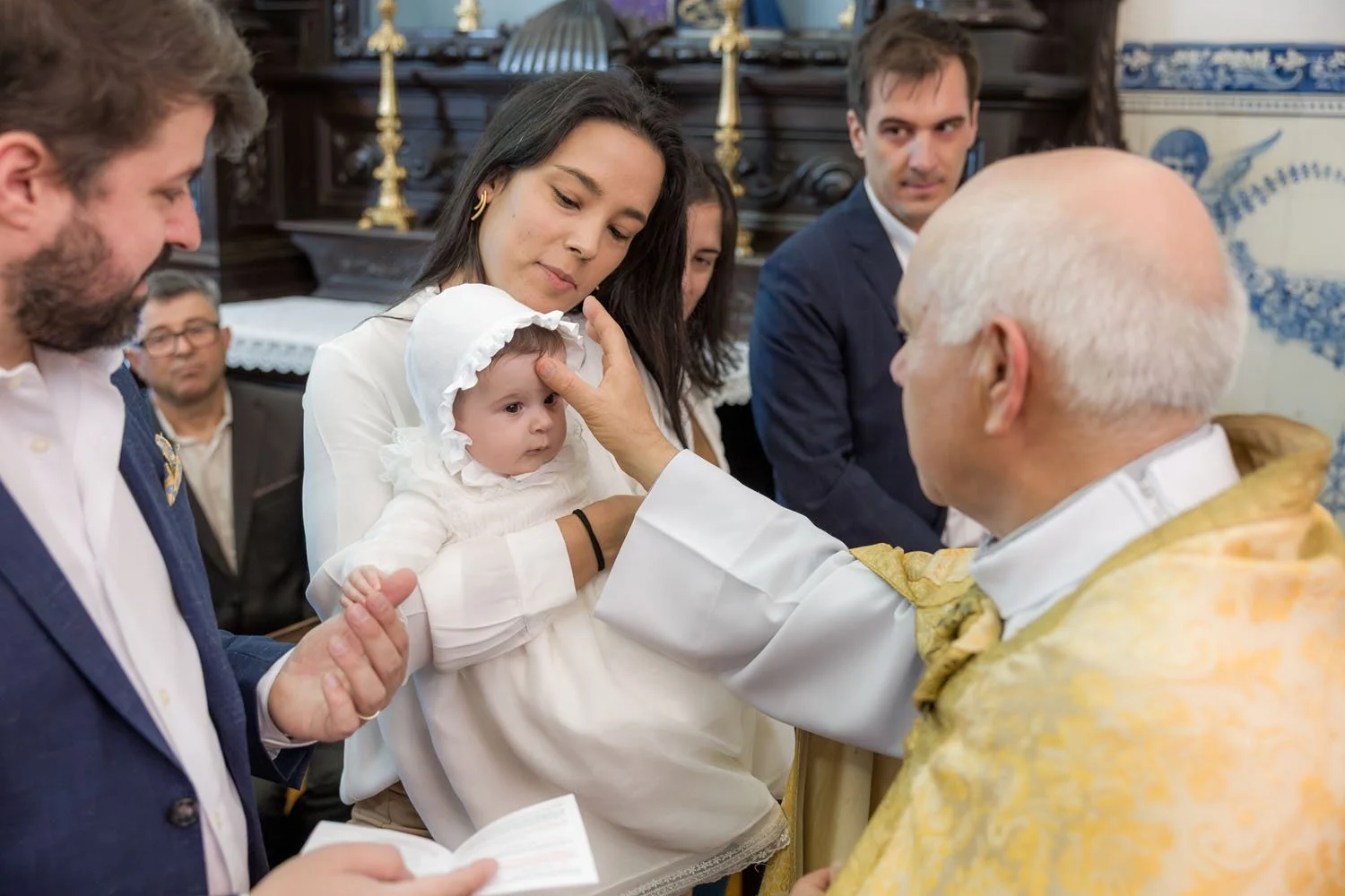 Fotógrafo de batizado no Porto. Serviço simples e de qualidade. Reportagem fotográfica de batizado 6