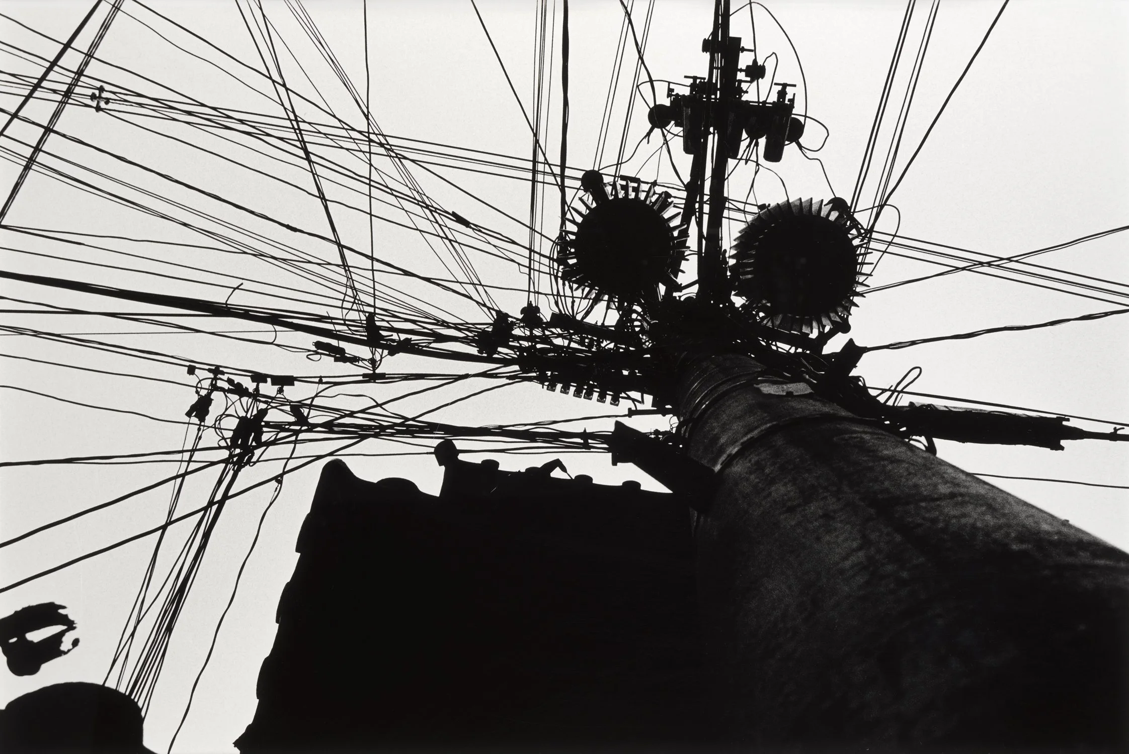 Daido Moriyama. Electric Wire, Suita City, Osaka, 1982 (DM02)