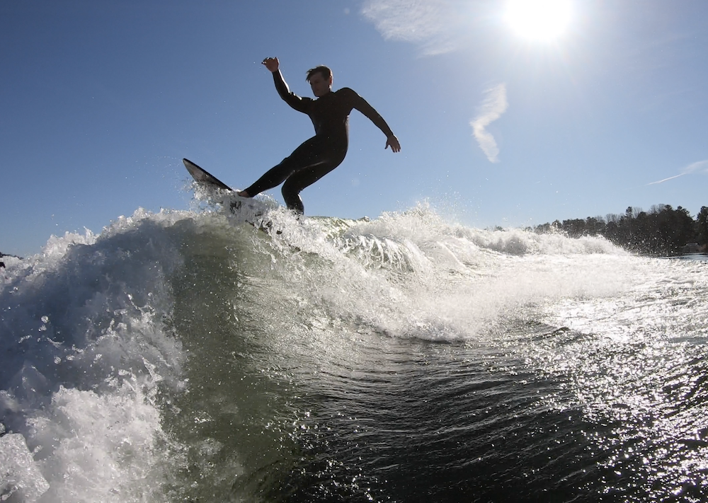 How to do a Wakesurfing 360 — CAPTAIN WATERSPORTS