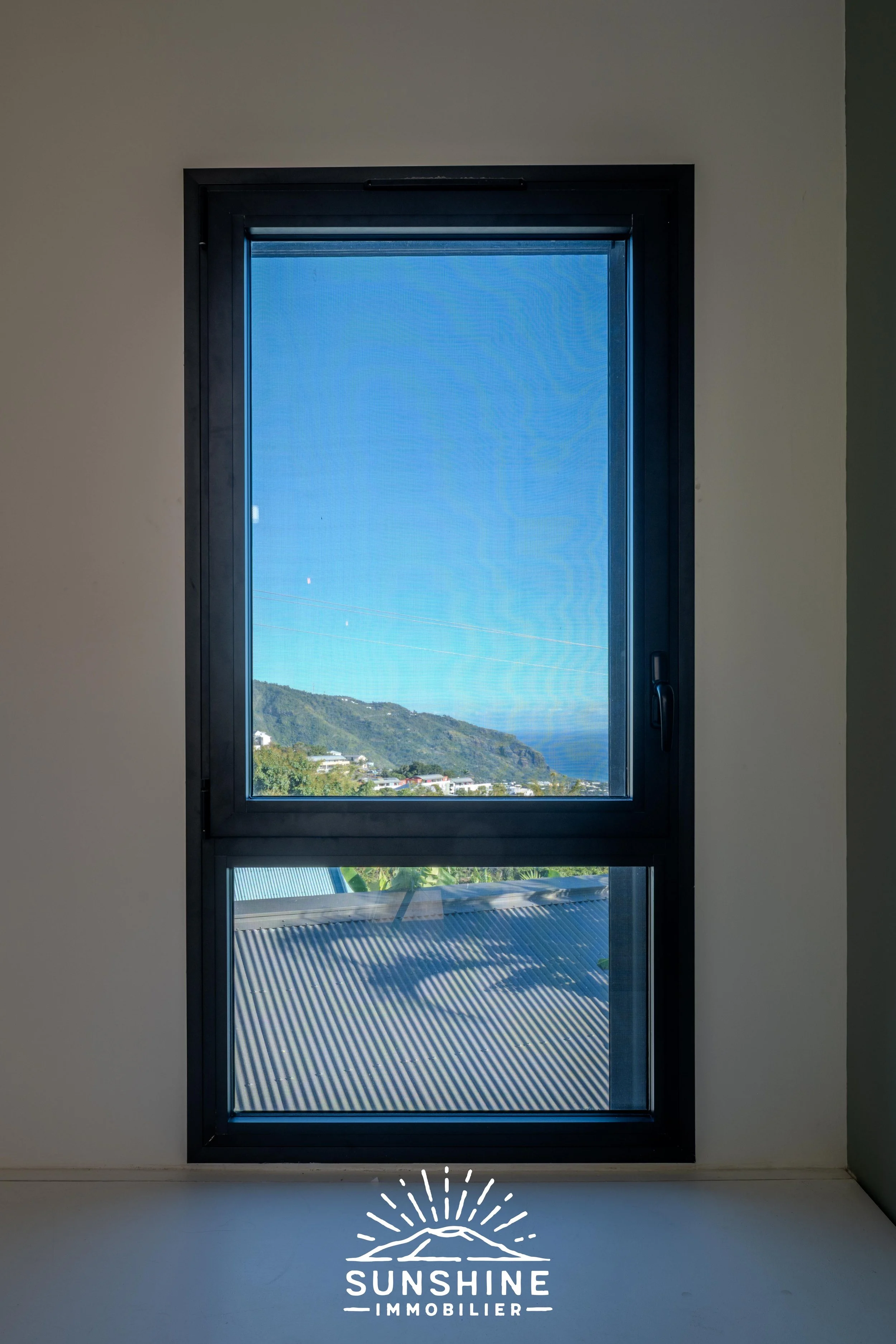 V25112-16.jpg