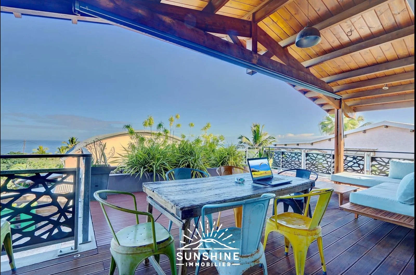 Villa familiale avec T2 indépendant secteur calme Saint Leu | 610 000 € FAI