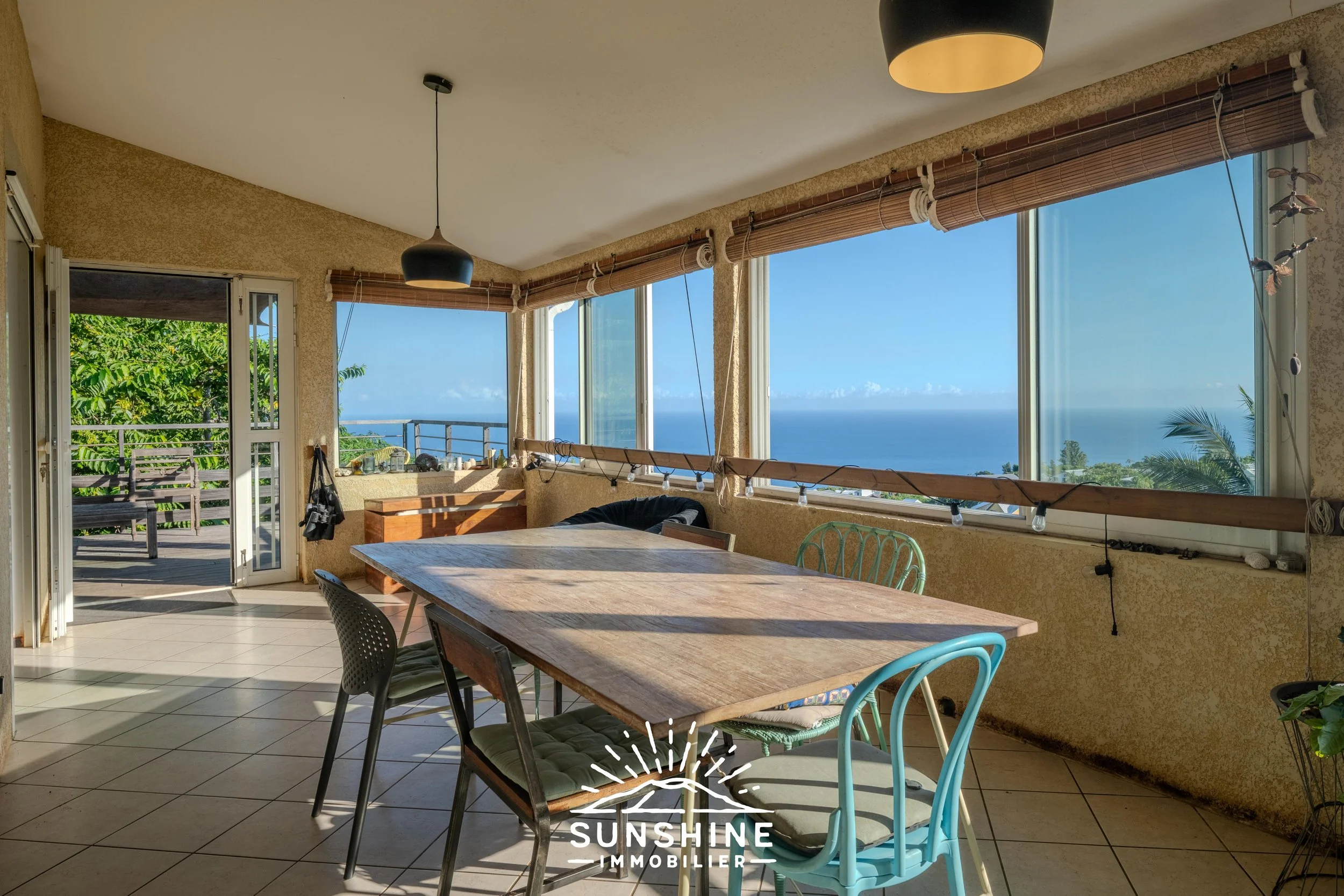 Villa 7 pièces avec vue mer, piscine et terrasse La Montagne | 450 000 € FAI