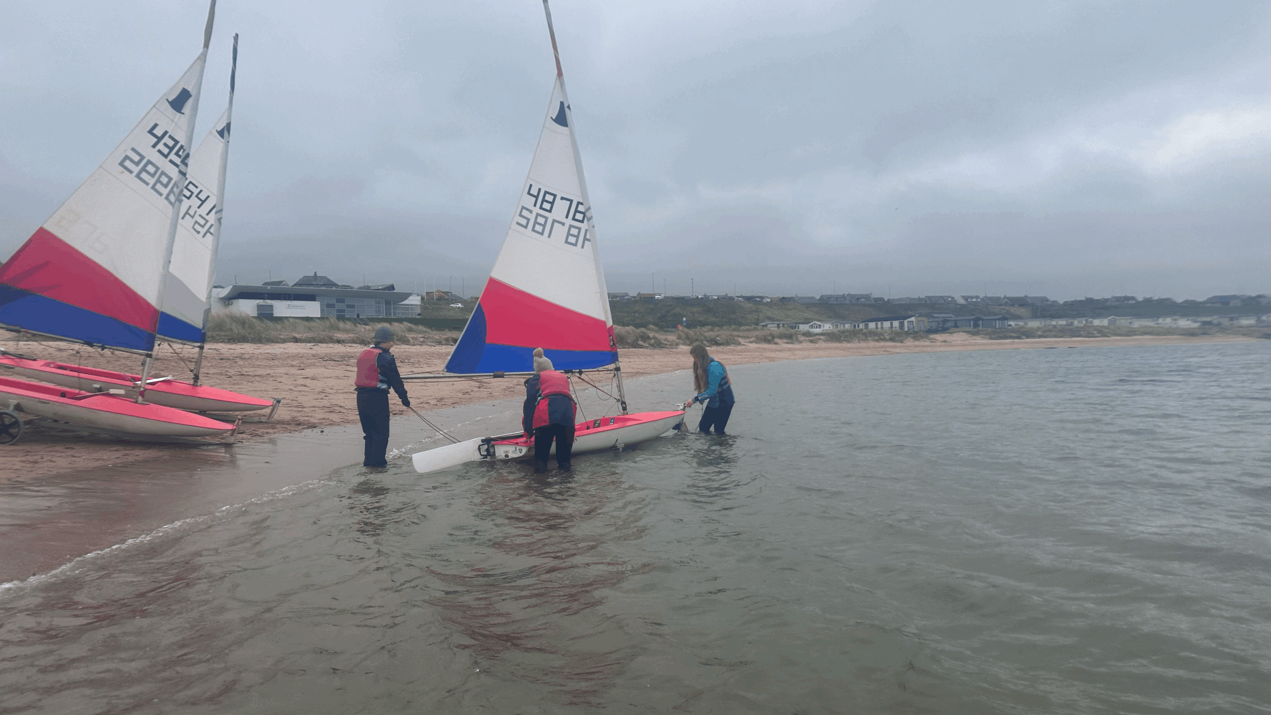 Monday Youth Group Return To The Water!