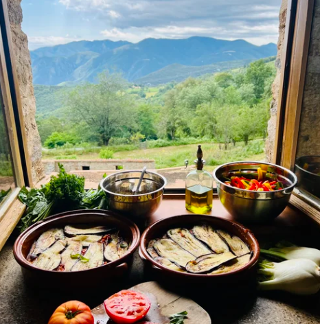 Catering and food at la Taillede Retreat France
