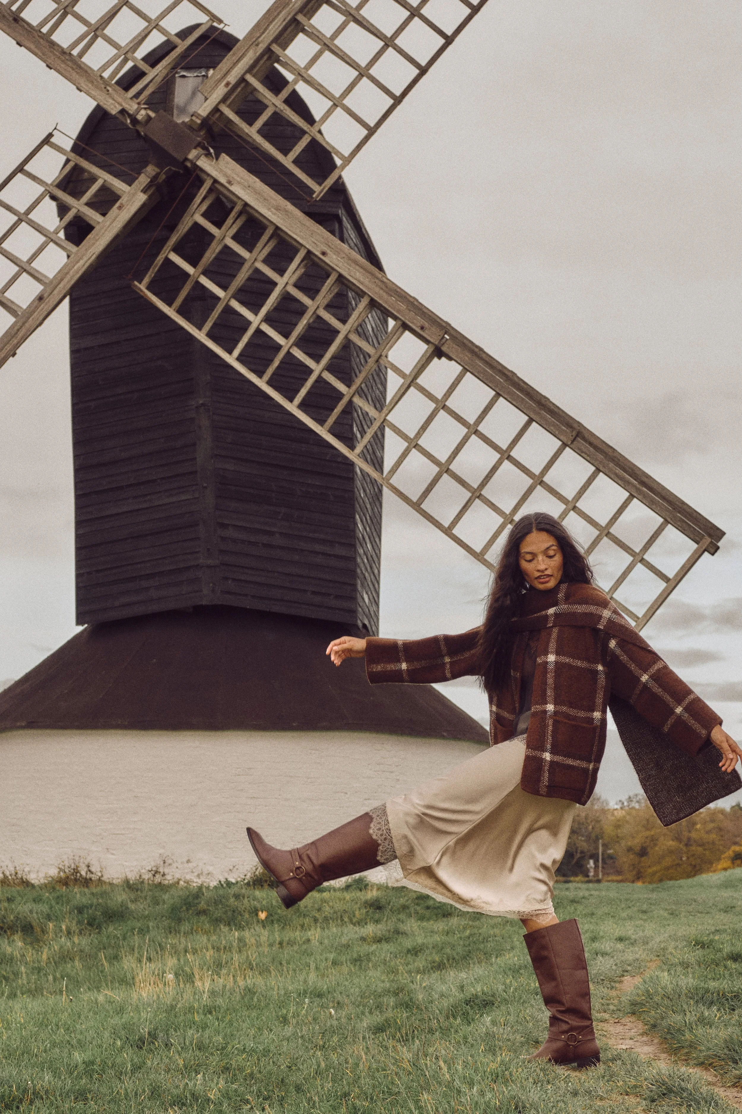 Art Direction and Styling
Country Core with Serena 
