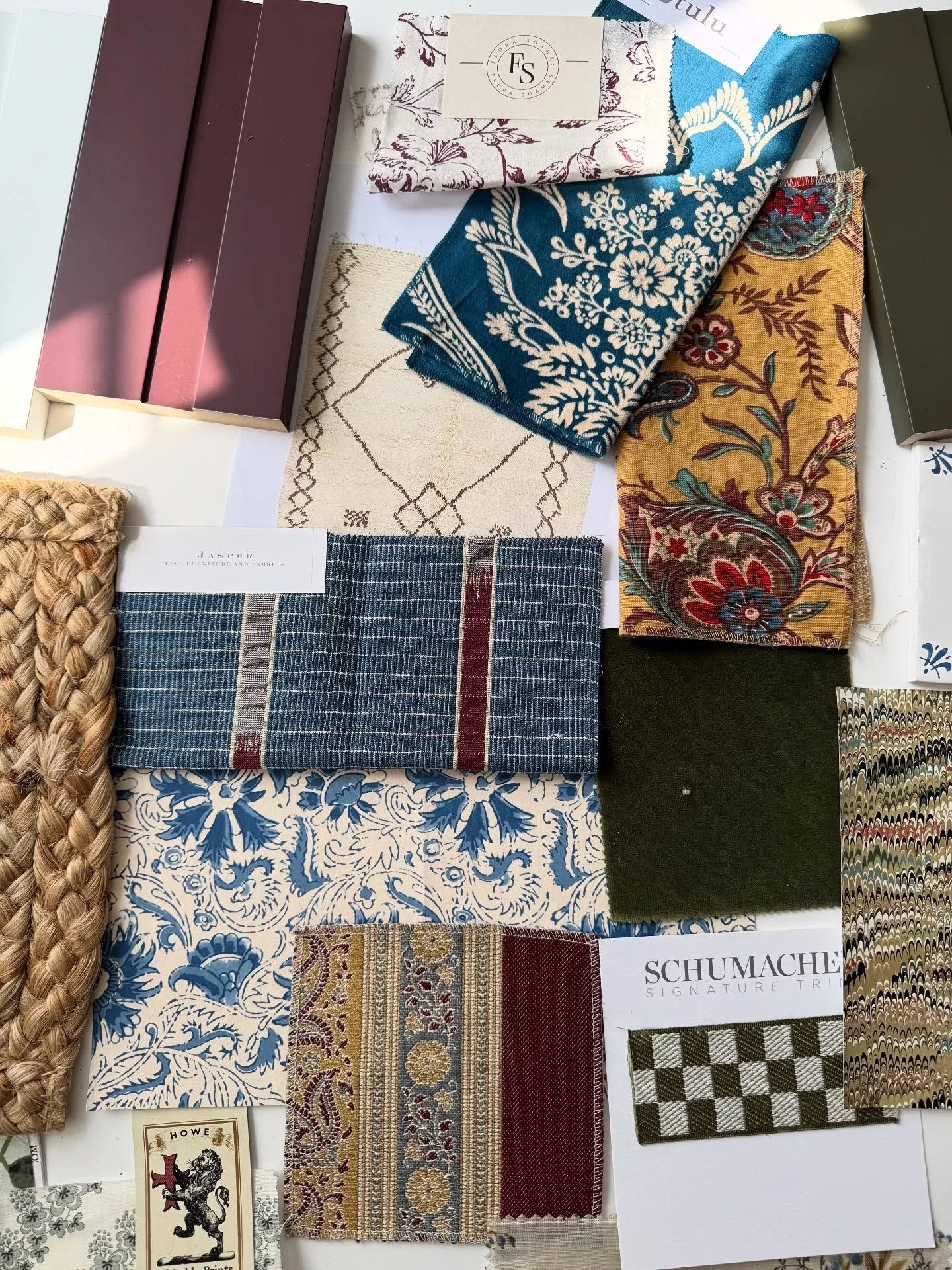 I haven&rsquo;t been on instagram much this past month. I felt like I needed a mental break to focus on other things for a little while. So here&rsquo;s a bit of what I&rsquo;ve been up to lately. Client work, college tours, my own home project. I&rs