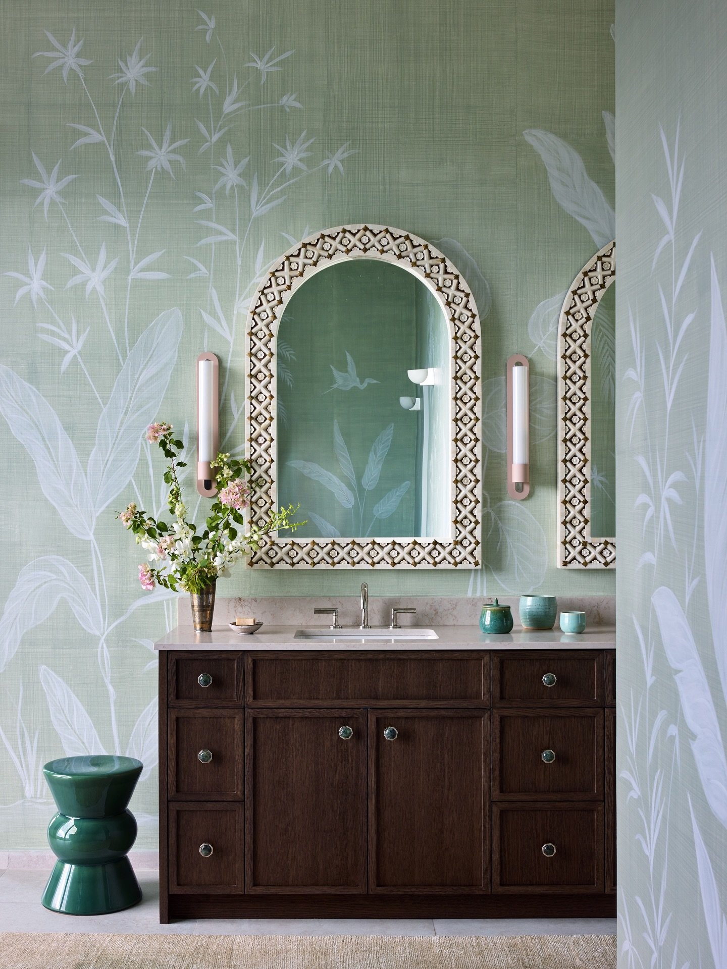 It&rsquo;s going to be a steamy week. Feeling like the tropics in NJ. At our Turks &amp; Caicos project we didn&rsquo;t wallpaper because of the hot and humid climate. Can you believe this is painted?
📷 @kirstenrfrancis 
🌸 @anthony_amiano