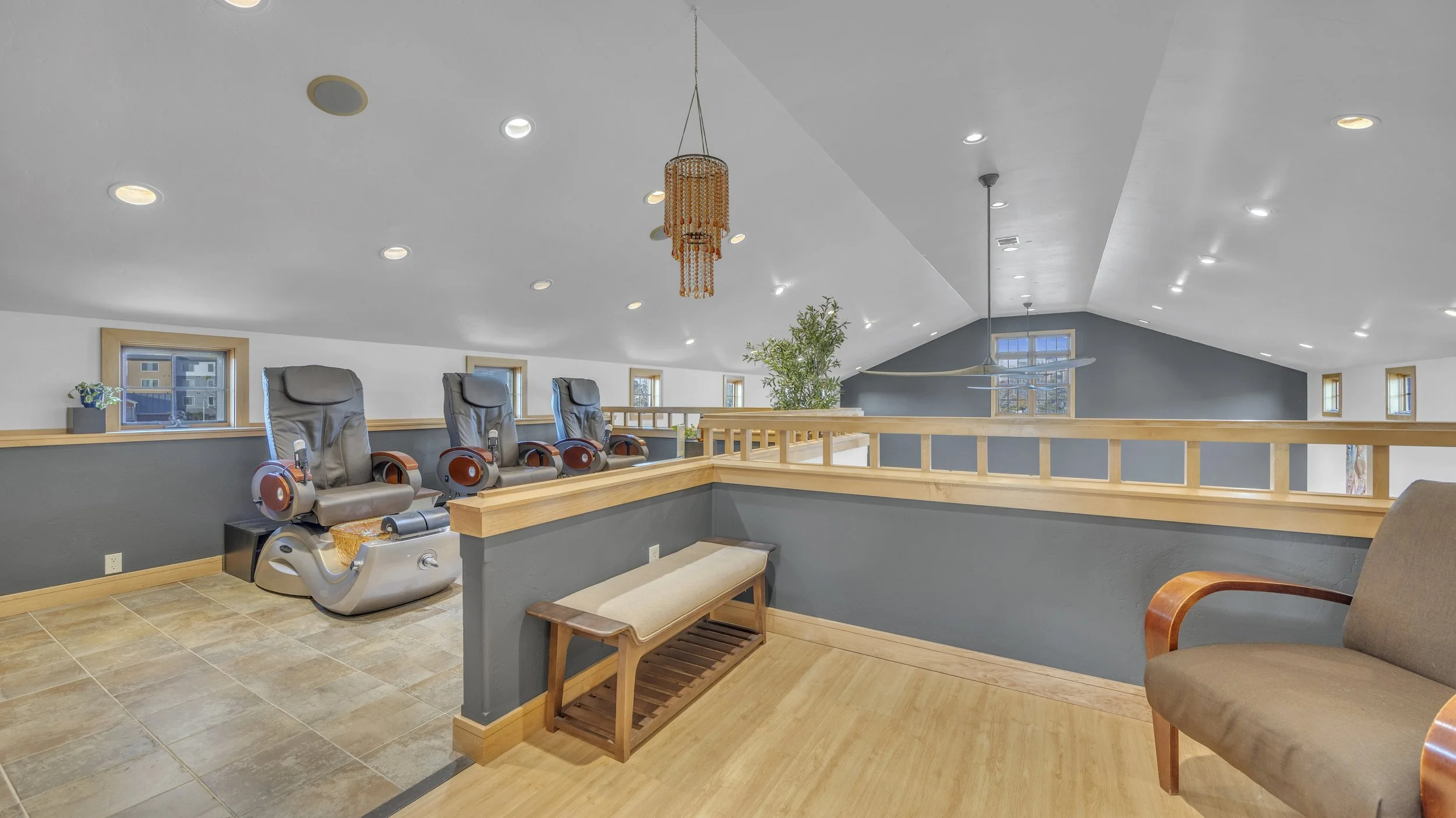 Pedicure station 1.jpg