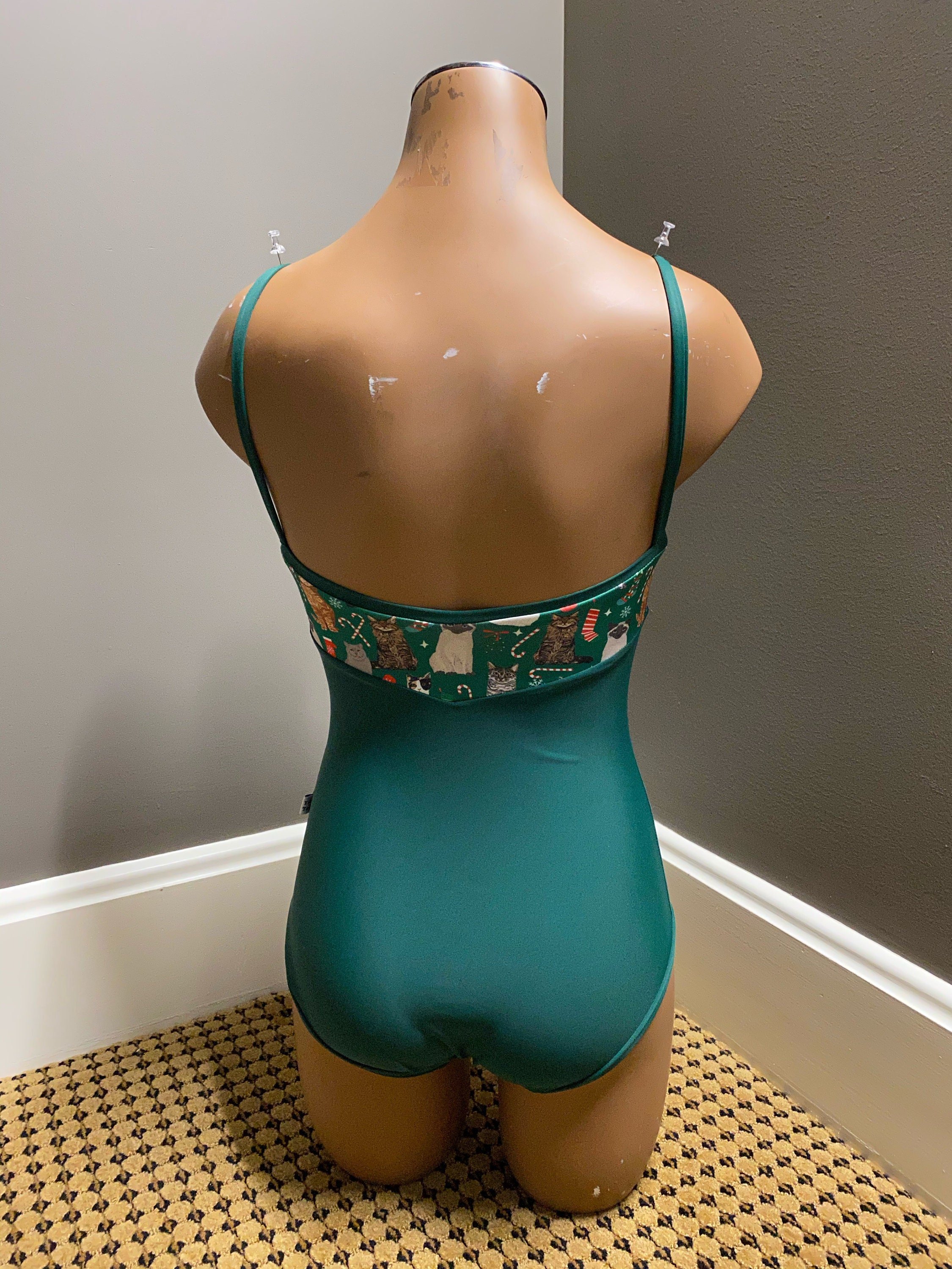 https://i.etsystatic.com/11077520/r/il/05051a/2732494635/il_fullxfull.2732494635_3cez.jpg