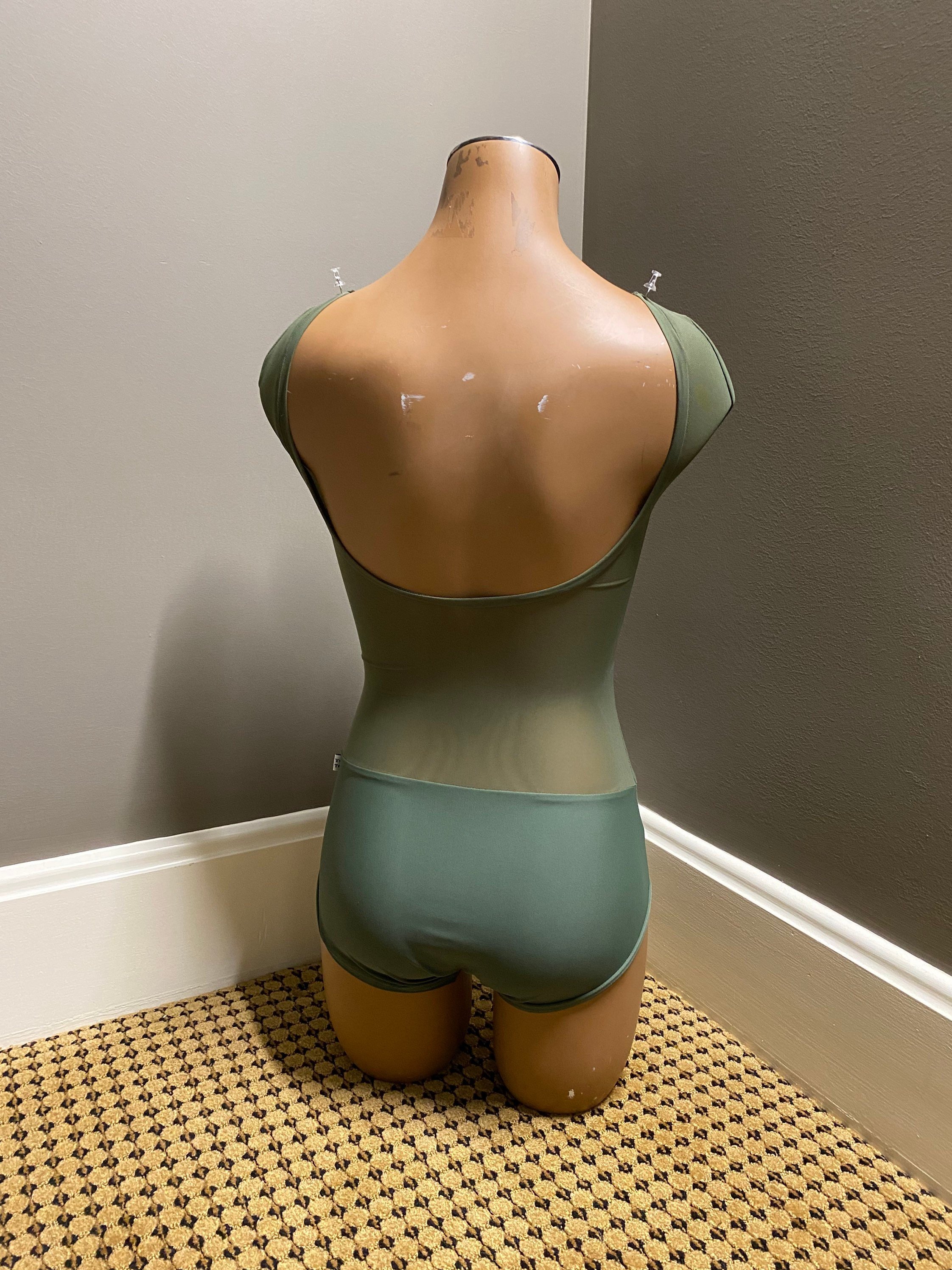 https://i.etsystatic.com/11077520/r/il/6af808/2651552700/il_fullxfull.2651552700_cspn.jpg