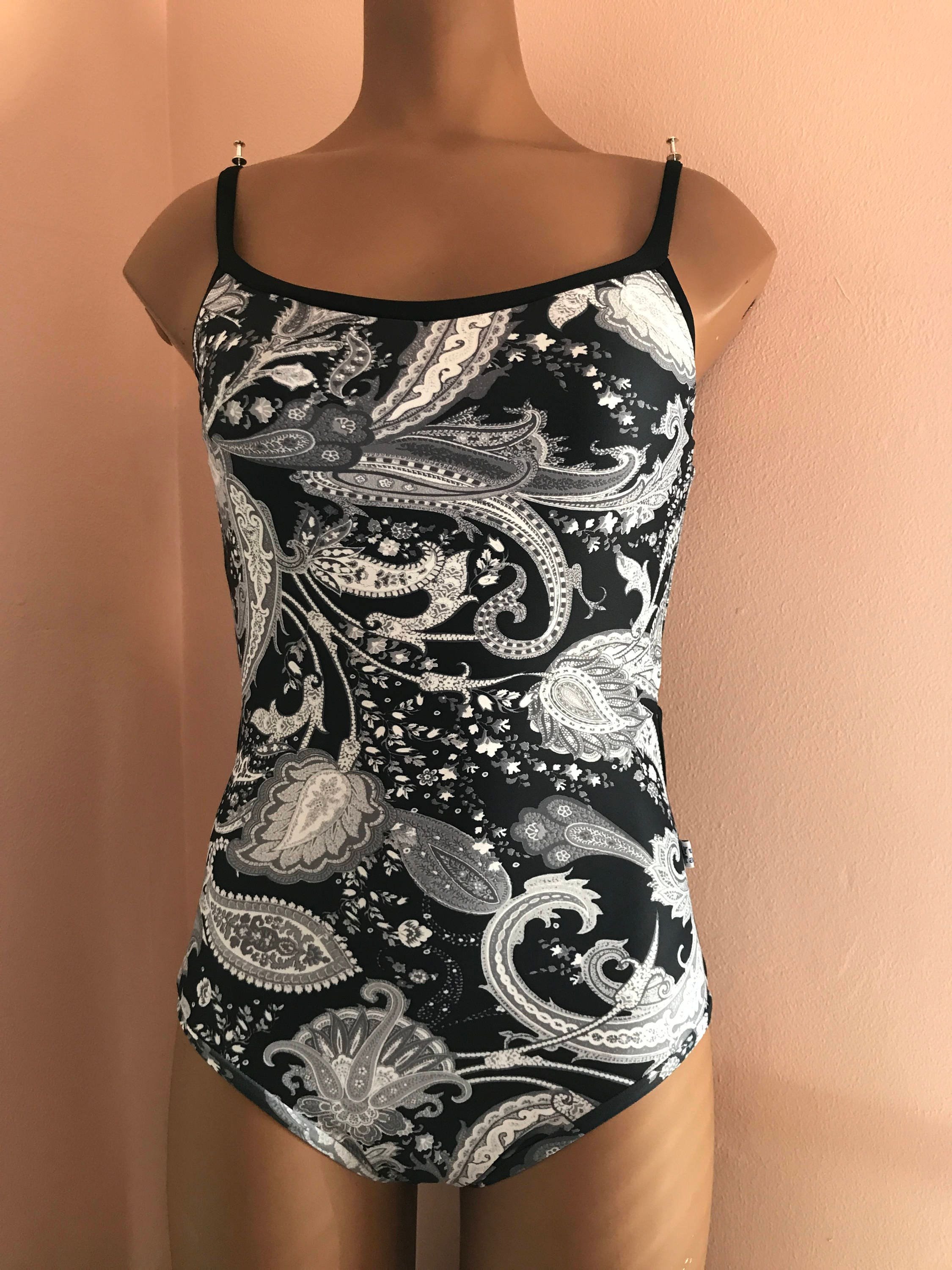 https://i.etsystatic.com/11077520/r/il/2a45bb/1282821145/il_fullxfull.1282821145_588b.jpg