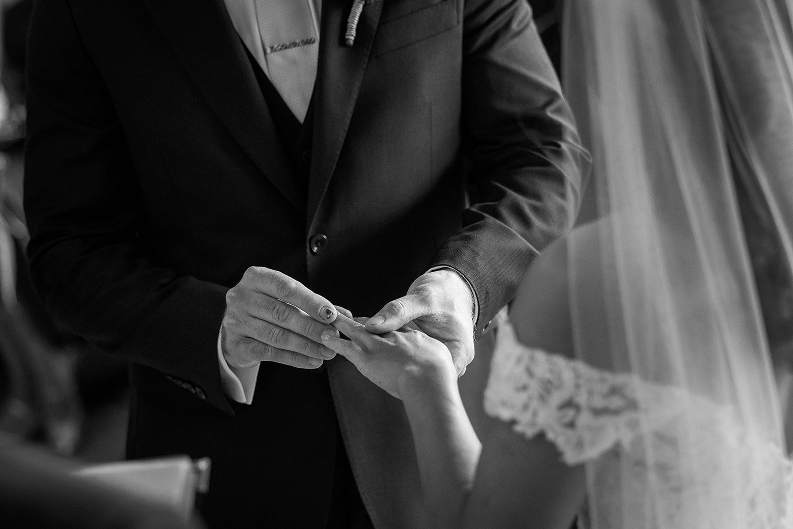 Rianna & Oliver - The Oak Barn_ Kent _ MOMENT PHOTOGRAPHY _ 20251018 133526.jpg