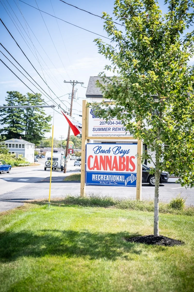 Beach Boys Beach Club storefront in Old Orchard Beach, Maine, welcoming visitors, campers, and locals to our 21+ recreational cannabis shop. Conveniently located near OOB campgrounds, the beach, and local attractions with easy parking and premium Mai