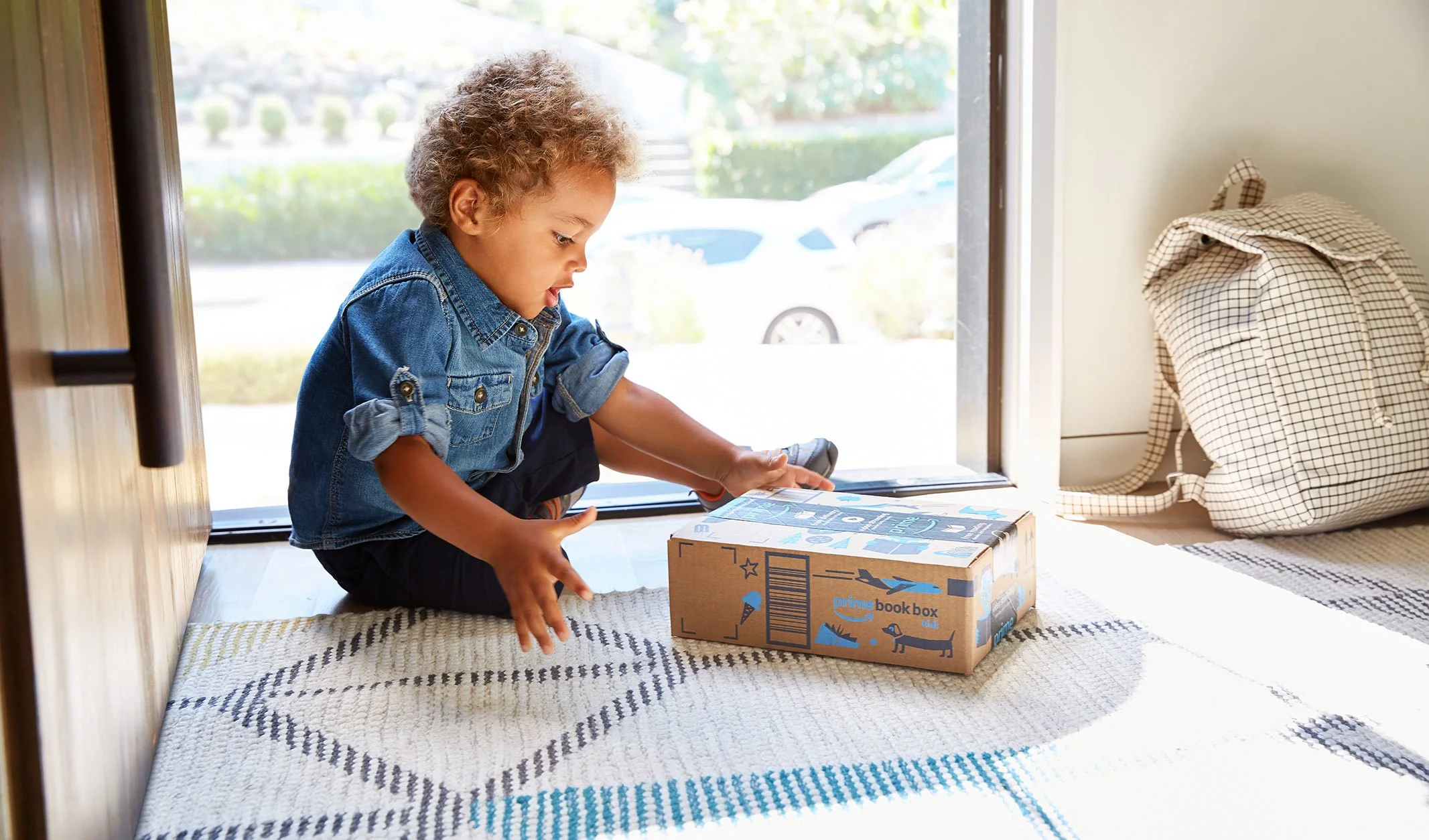 RM_072117_PrimeBookBox_SMG_Alek_BoxDiscovery_1-249 MAIN_jw_v3.jpg