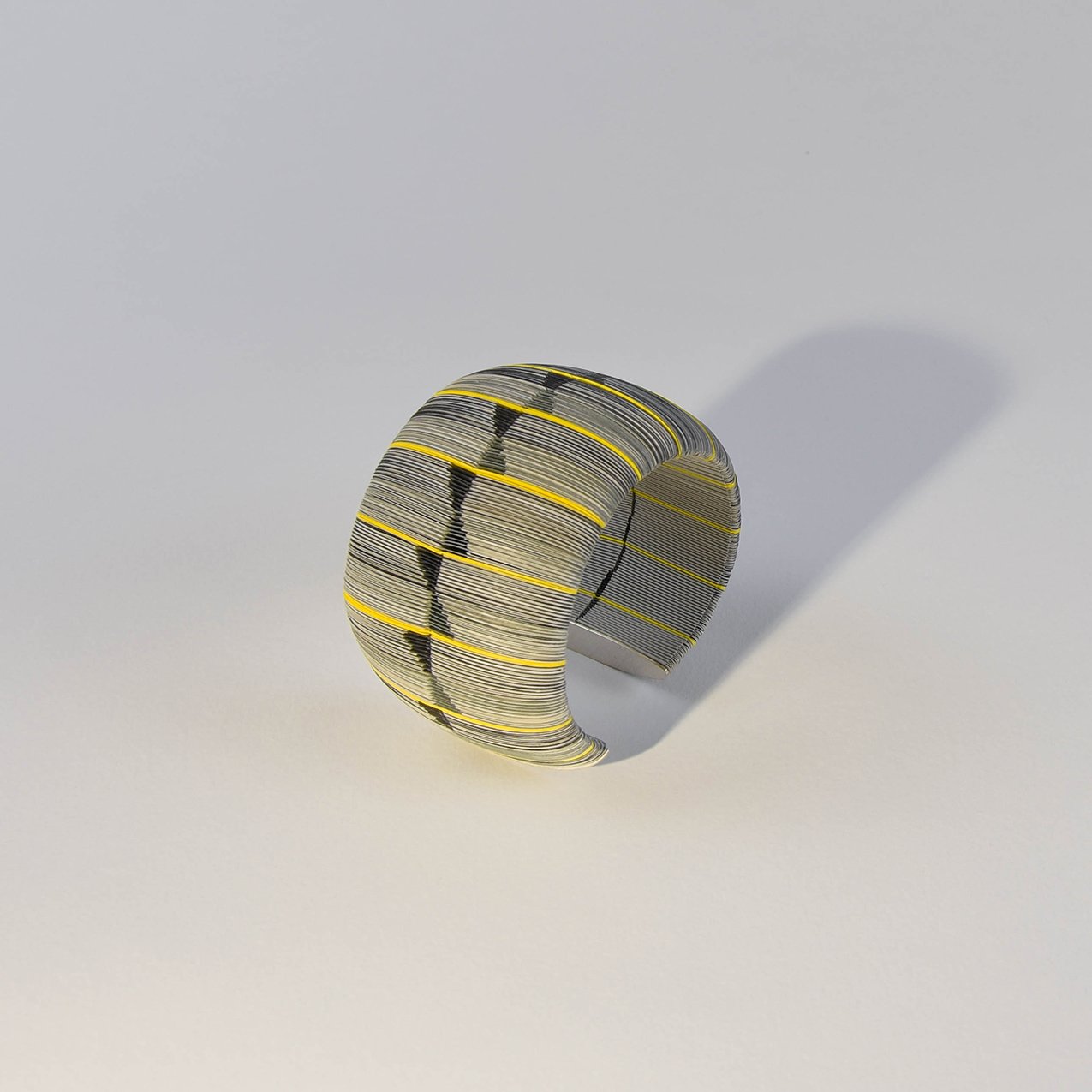 6.Grey-Yellow Bangle Carolyn Landale Freefold Studio.jpg