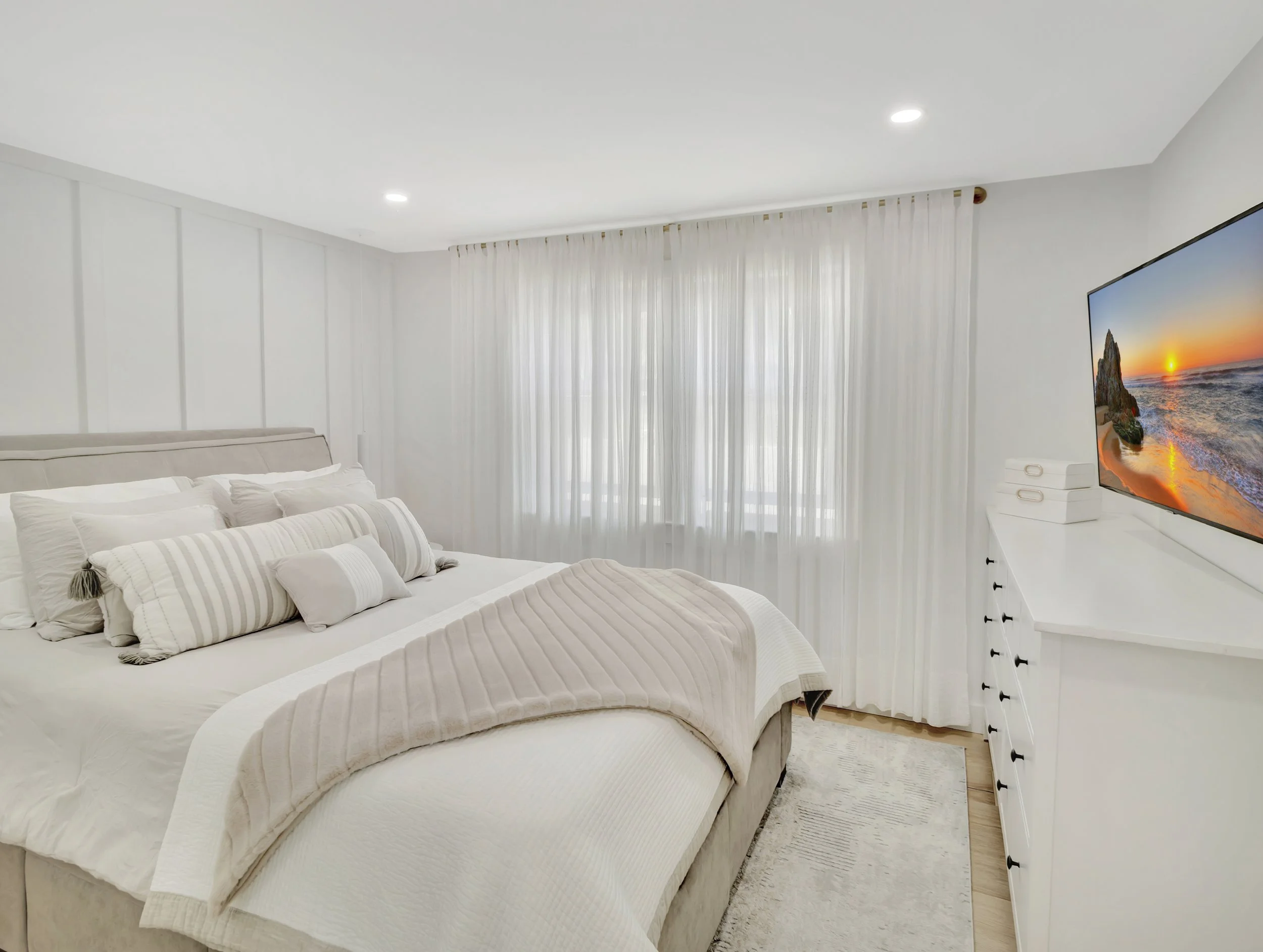 bedroom4.jpg