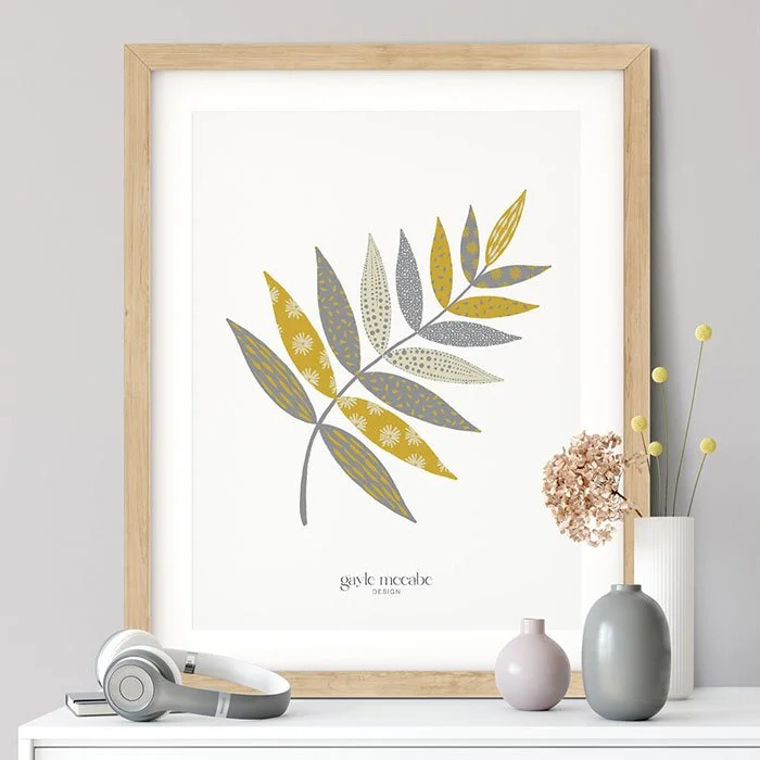Modern grey patterned leaf picture