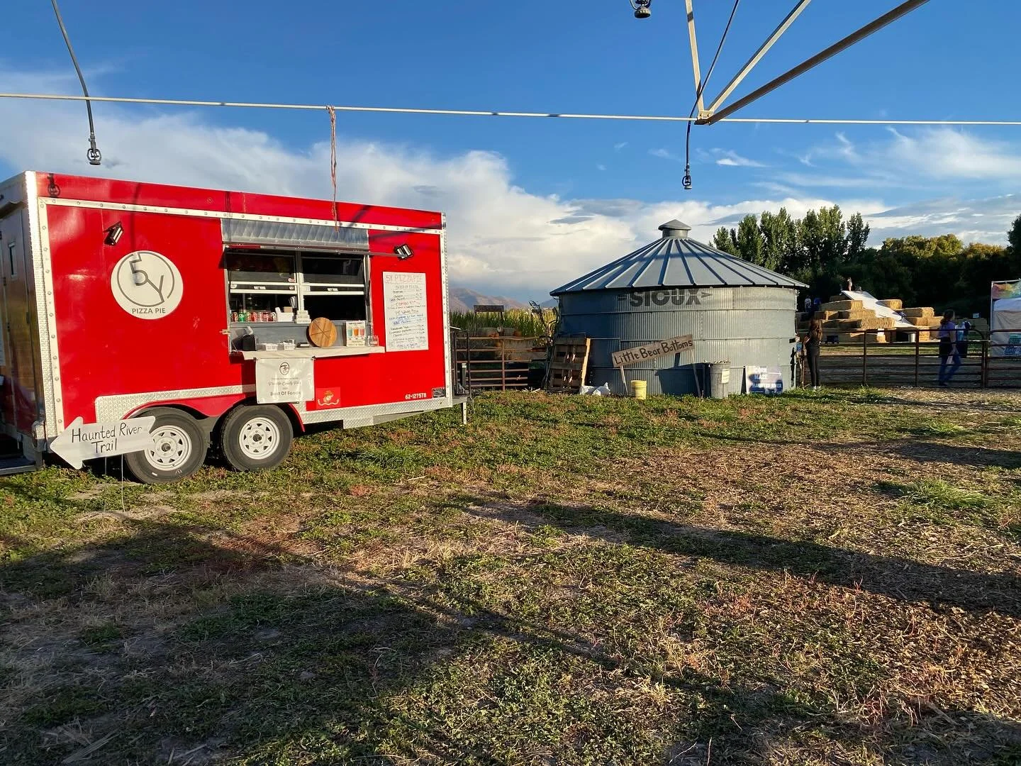 Halloween time is on! Come see us at Little Bear Bottoms EVERY SATURDAY from now until November 👻🎃🚜🎟️🌽

#halloweentime #cornmaze #wellsville #bestofnorthernutah #cachevalley #saturdaymood #familytime