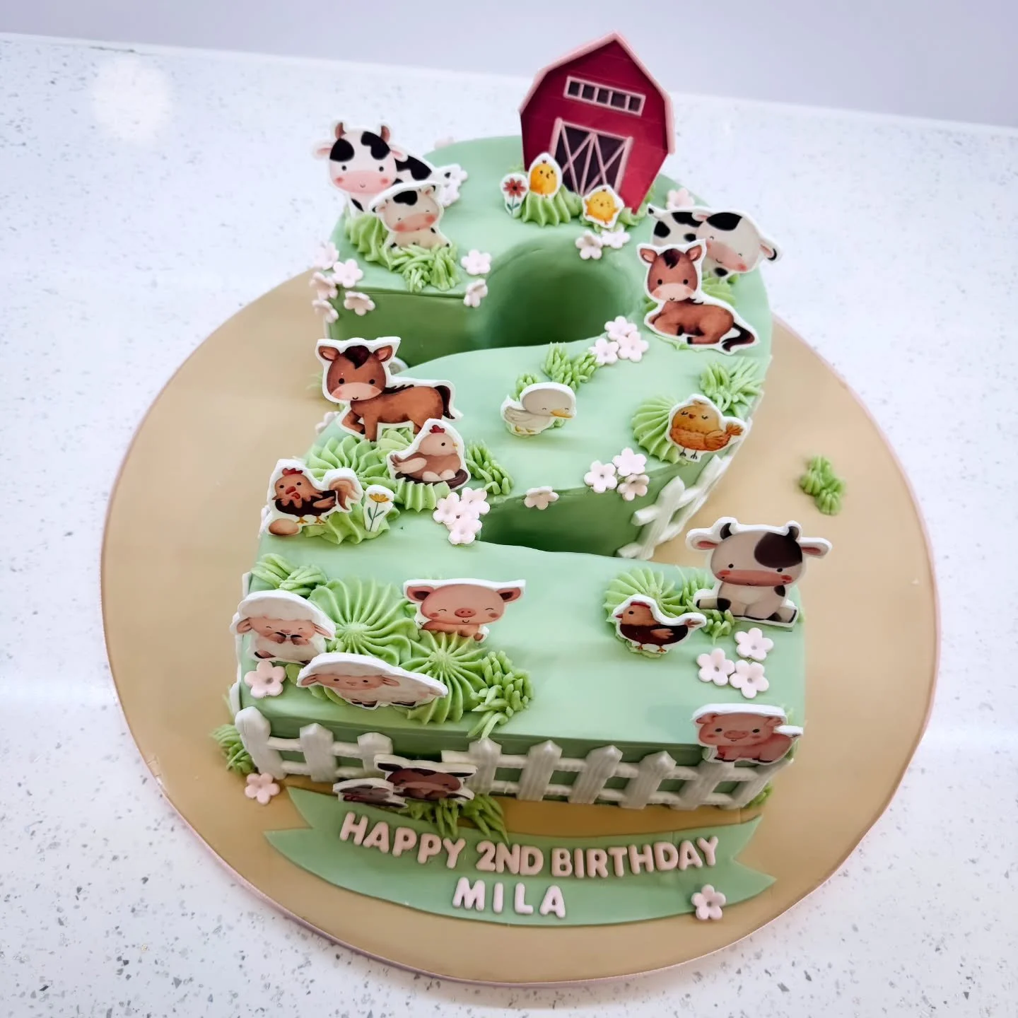 The cutest little farm animal cake!
.
.
.
.
#liverpoolcakemaker #cakestagram #cakeboss#liverpooleats #bestcakes #farm #animallover #cutecake #cakedesign