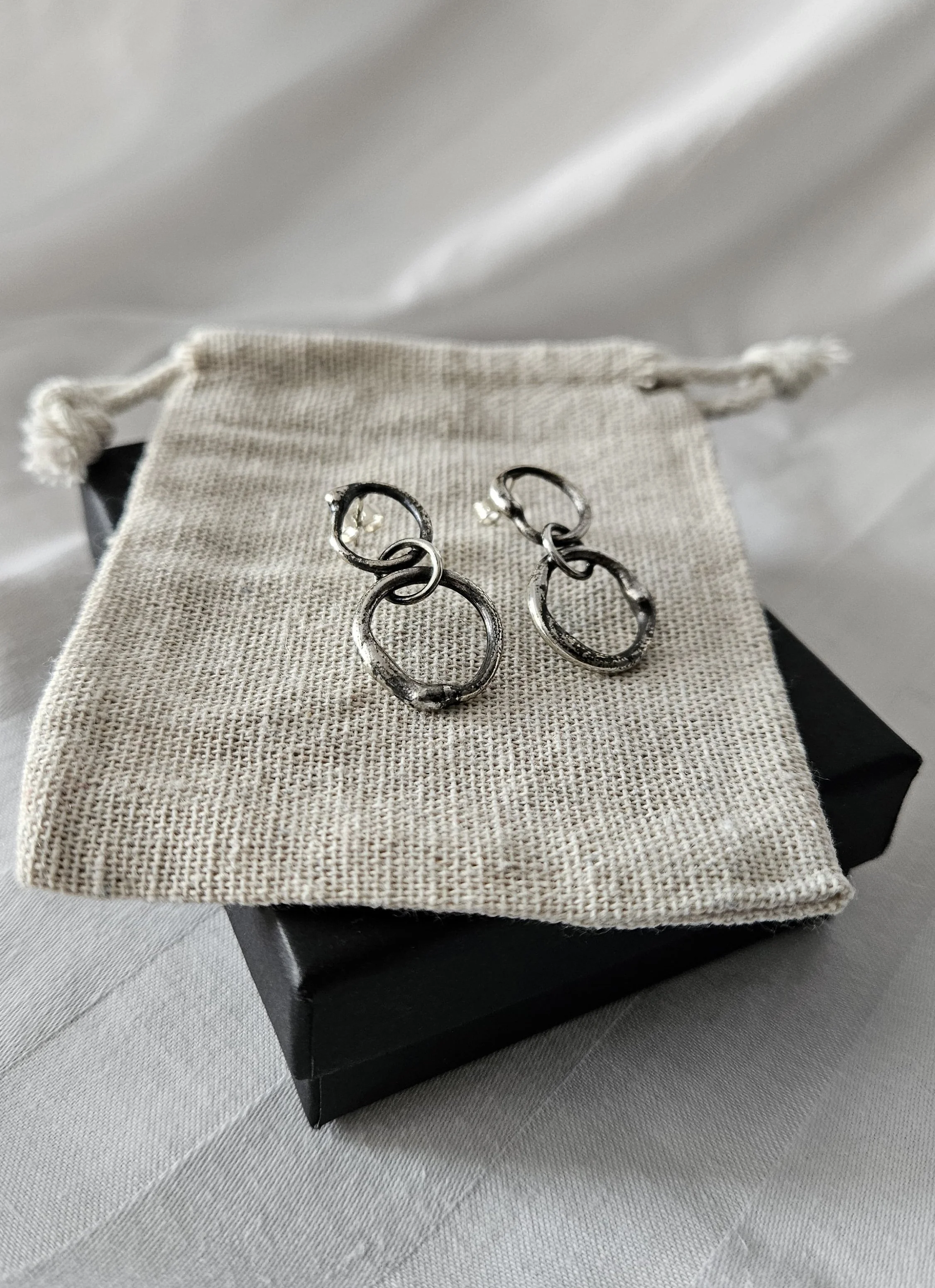 Interlinked Stud Earrings2.jpg