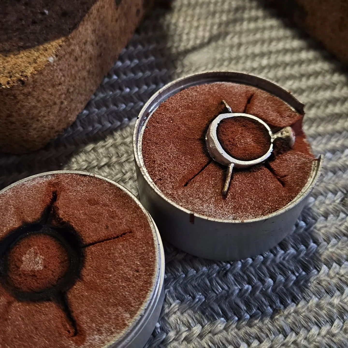 Behind the scenes...
#bblanedesigns #handmadejewellery #jeweller #casting #sandcasting #recycledsilver #behindthescenes