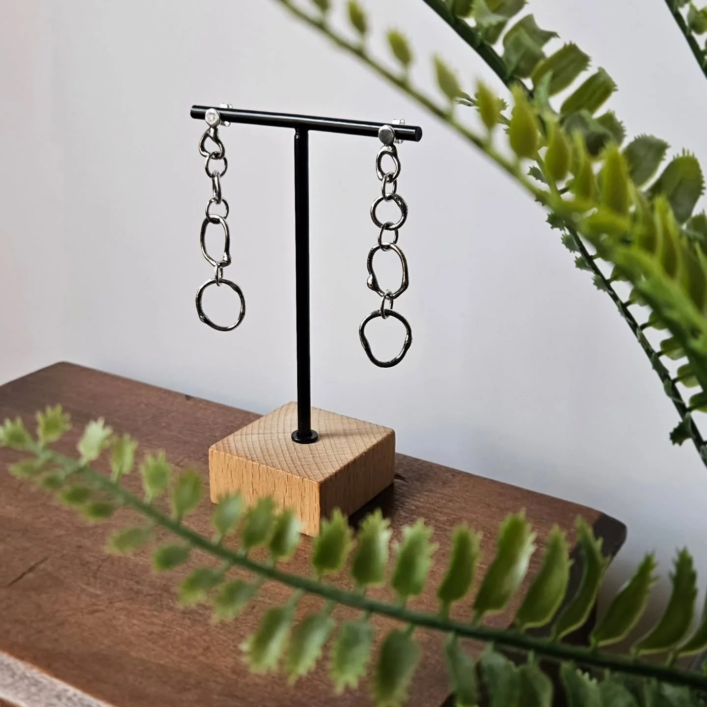 It's finally Friday! 
And this time next week I'll be at the @cohenandco_seasons_market Winter Wonderland Christmas Market!
I've been super busy in the studio getting ready for this event, so I should hopefully have something special to suit everyone