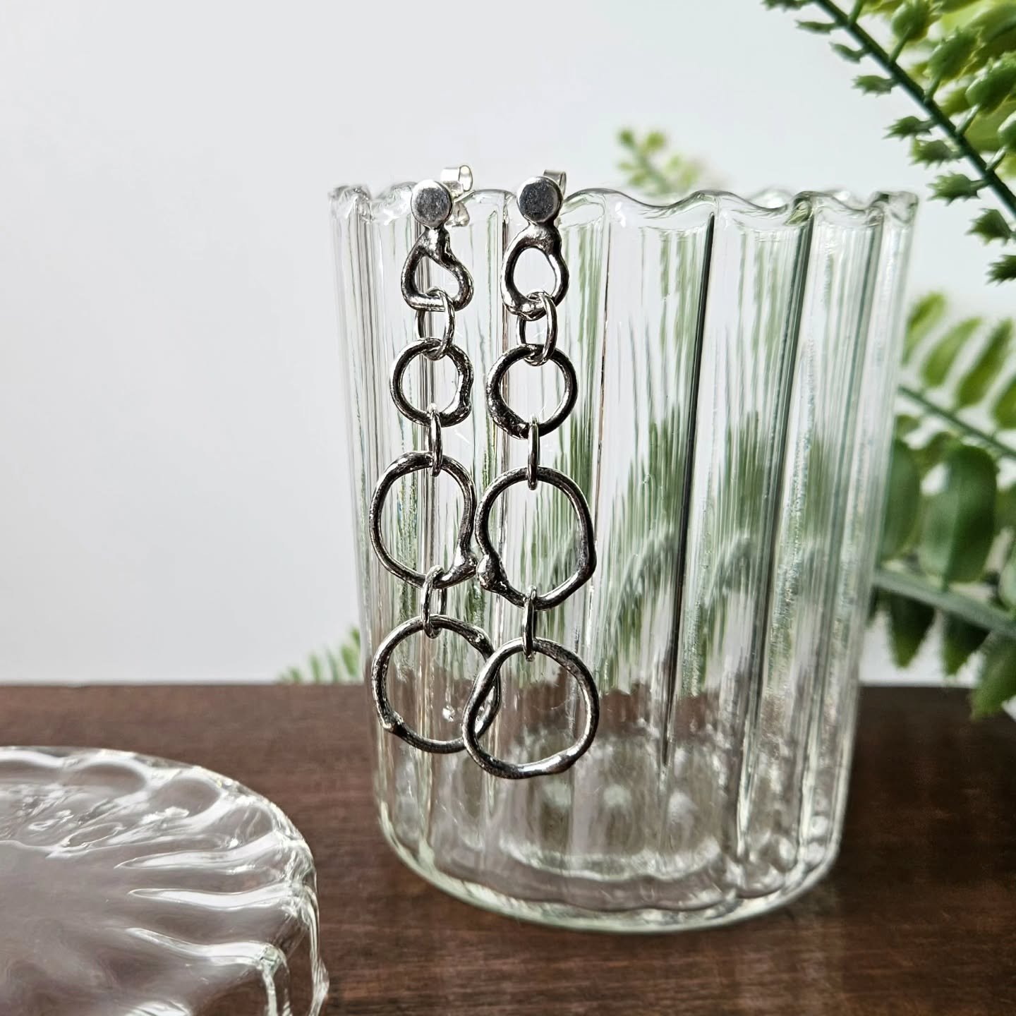 These handcrafted silver chain earrings are one of those designs that I just keep coming back to&hellip;

There&rsquo;s something about the process that never gets old. Slowly made by hand link by link, they're carefully formed before being finished 