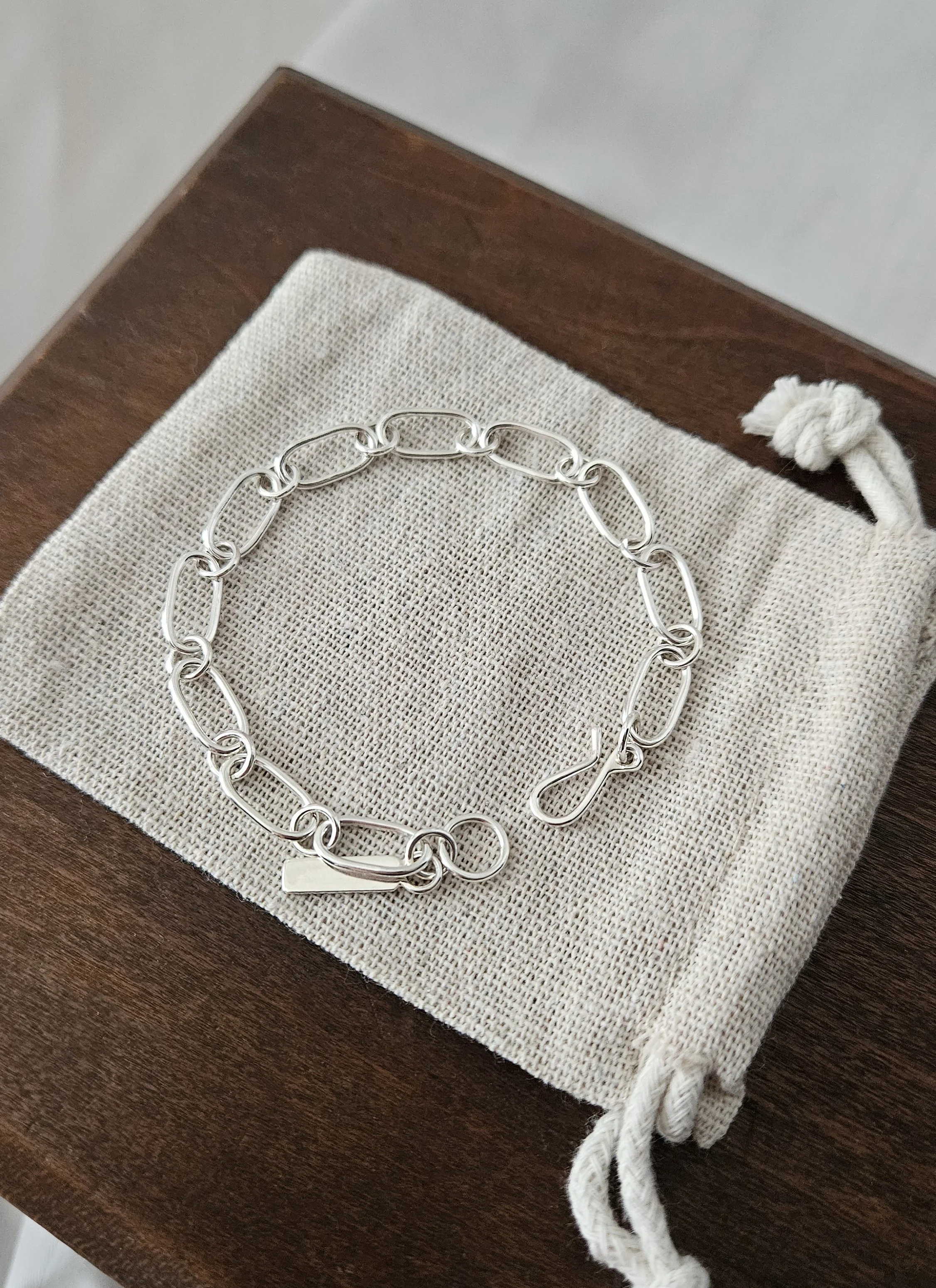 OvalLinkBracelet4.jpg