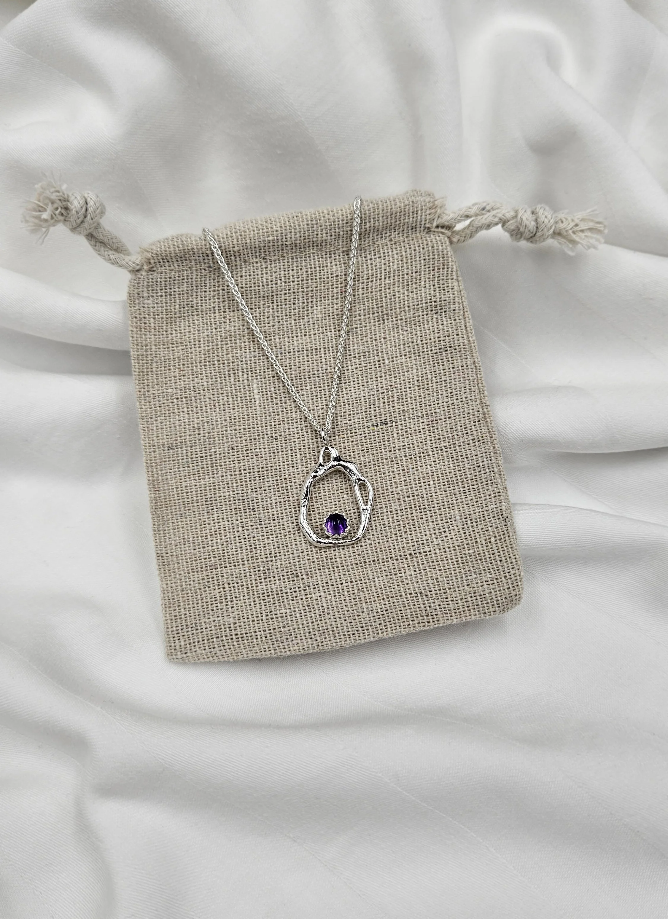 MoltenNckAmethyst1.jpg