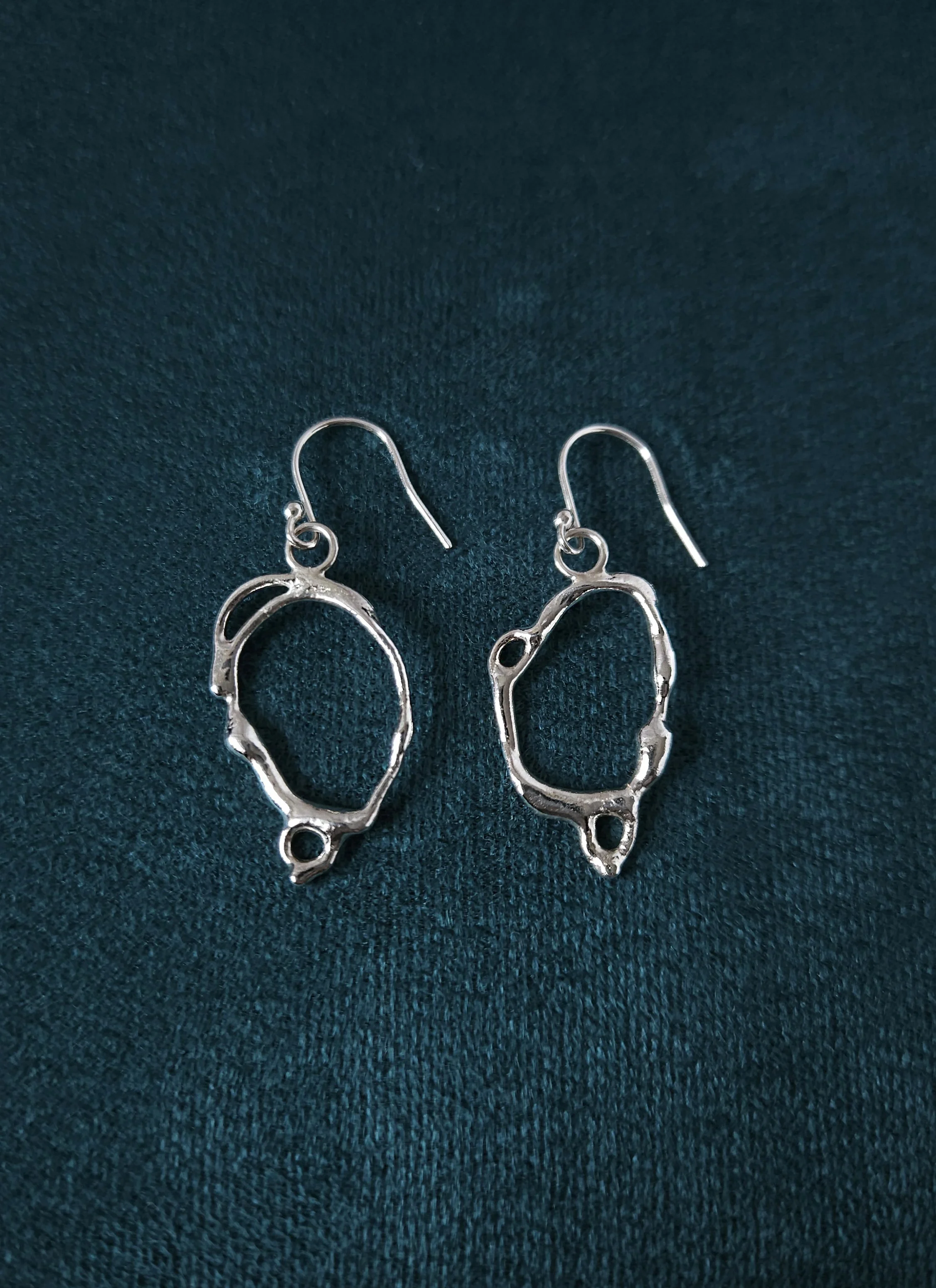 MoltenEarringsSilv1.jpg