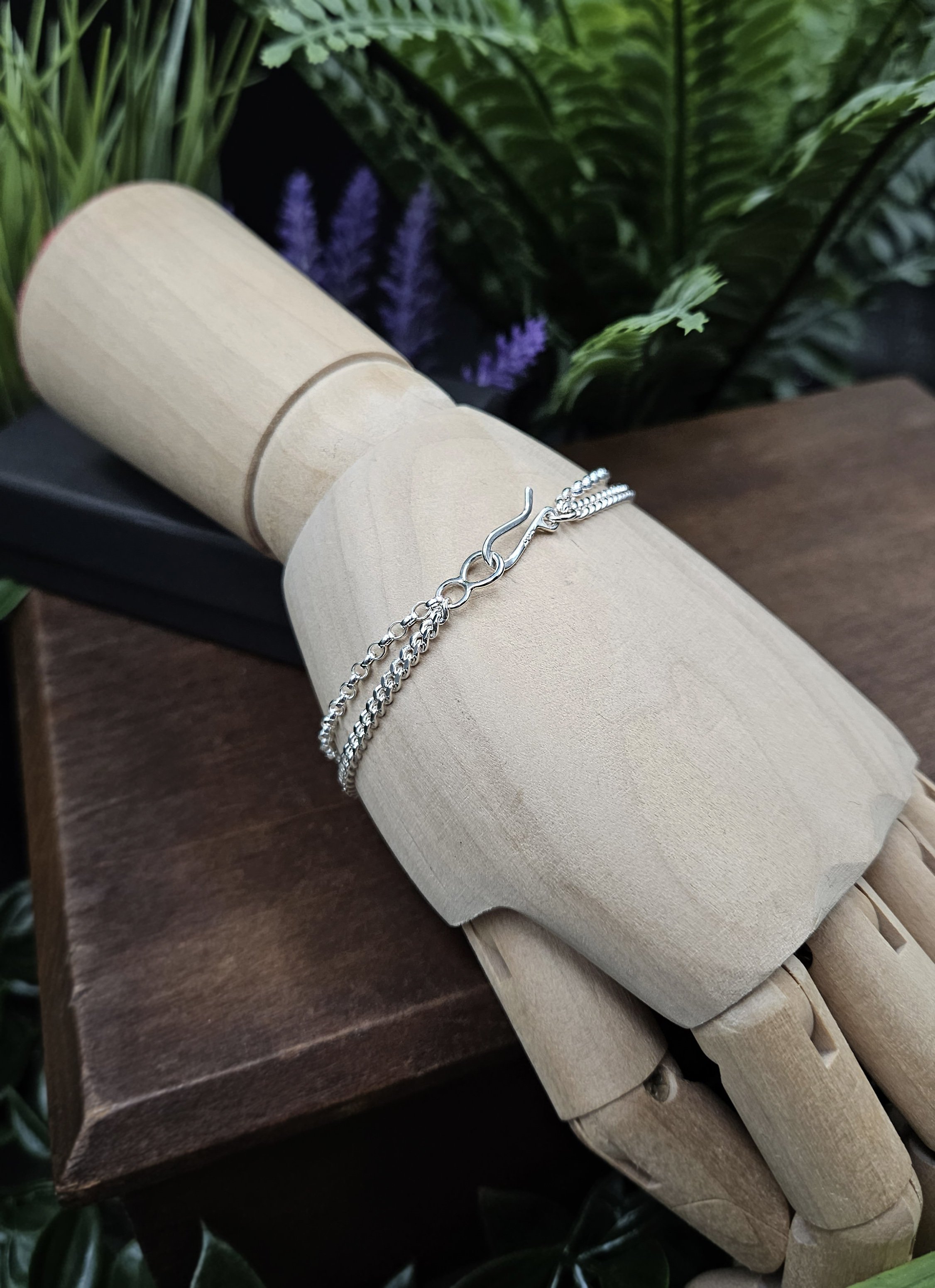 DoubleChainBracelet3.jpg