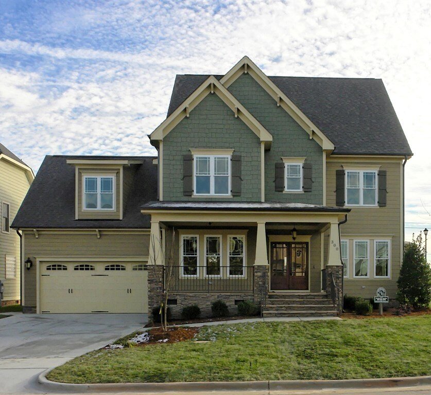 001_Main_Exterior.363101141_large.jpg