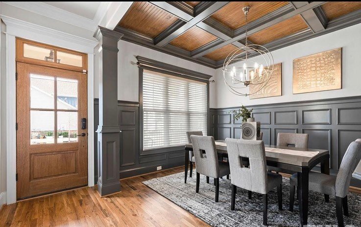 Let your dining room make your entrance stand out! ✨ 

Follow us ➡️ @oconnelldeveloping
www.oconnelldeveloping.com

#customhome #customhomes #newhome #customhomebuilders #custombuilder #custombuilders #customhomesnc #homebuilder #interiordesign #home