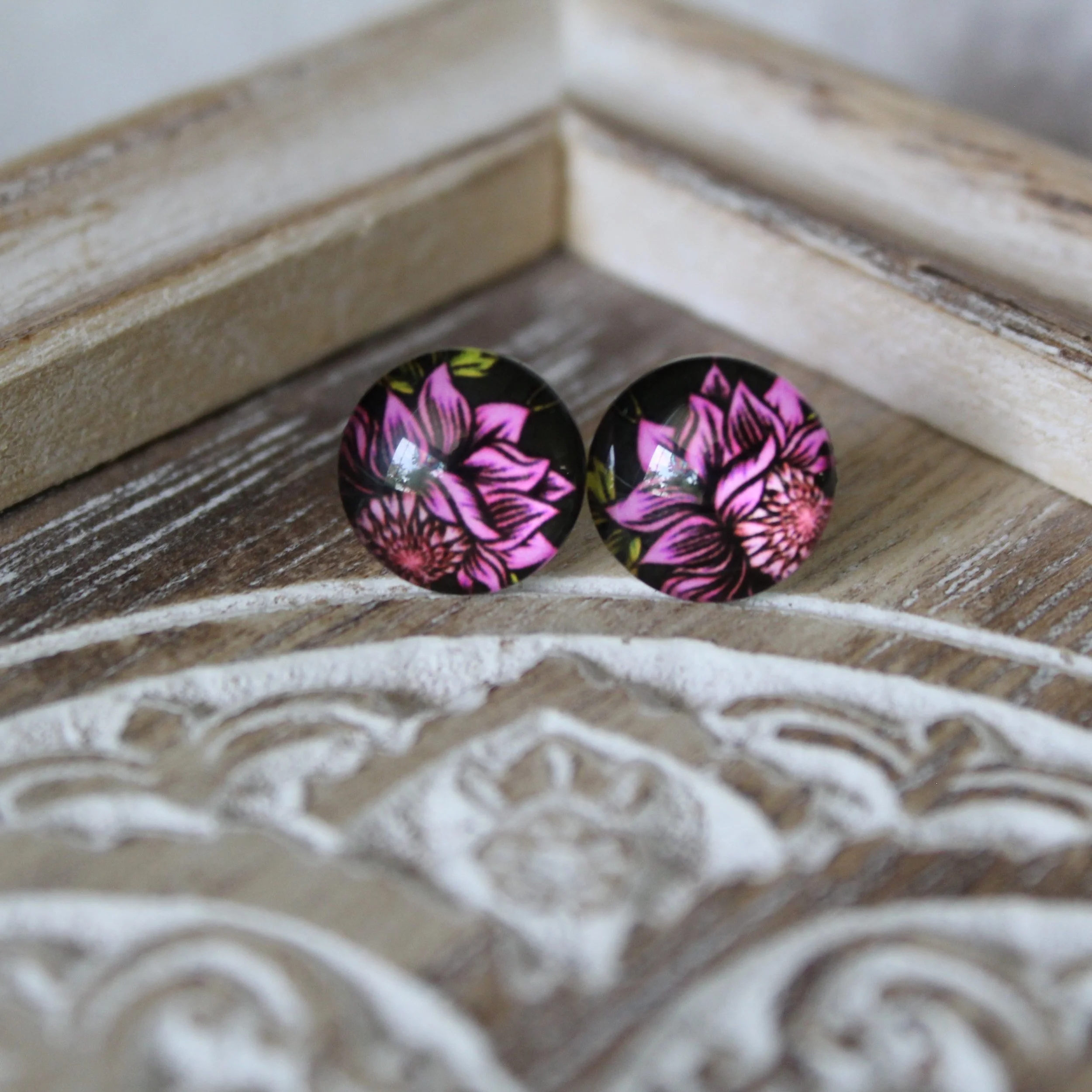 Gypsy Purple Flower Studs