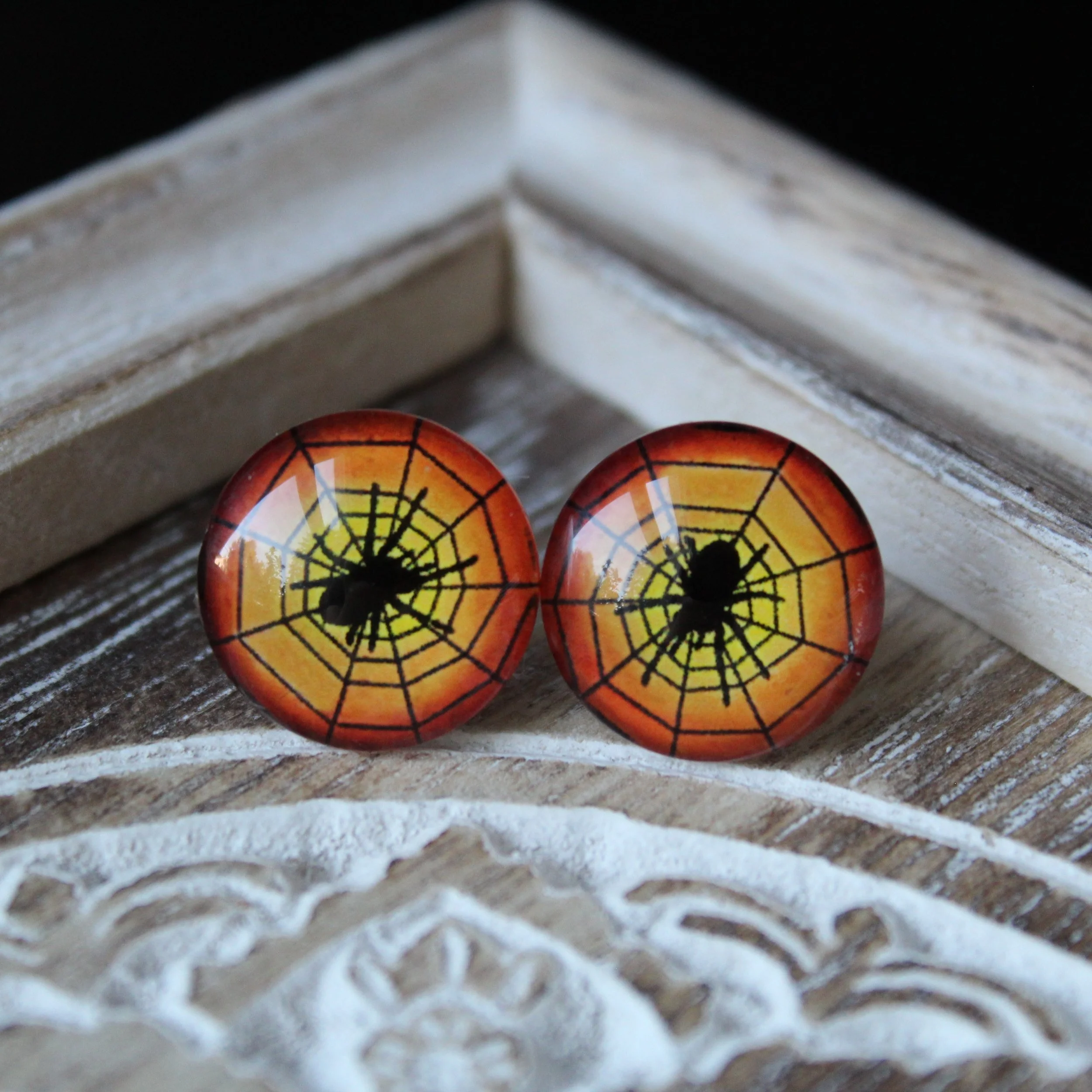 Throwback Orange Webs Dome Studs