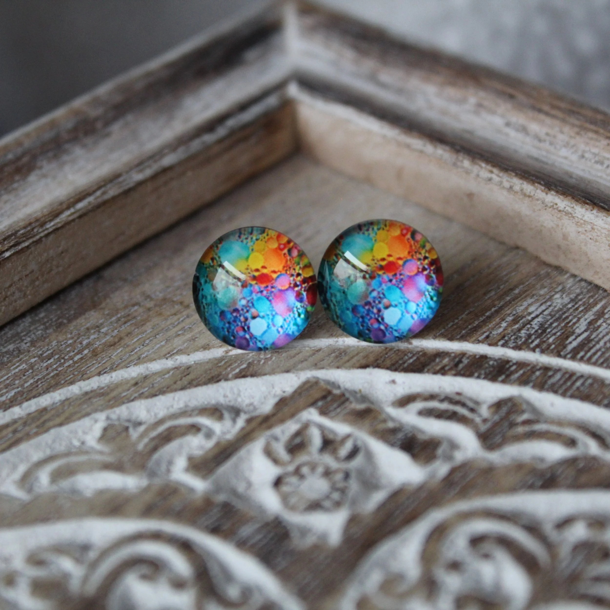 Maui Glass Dome Studs