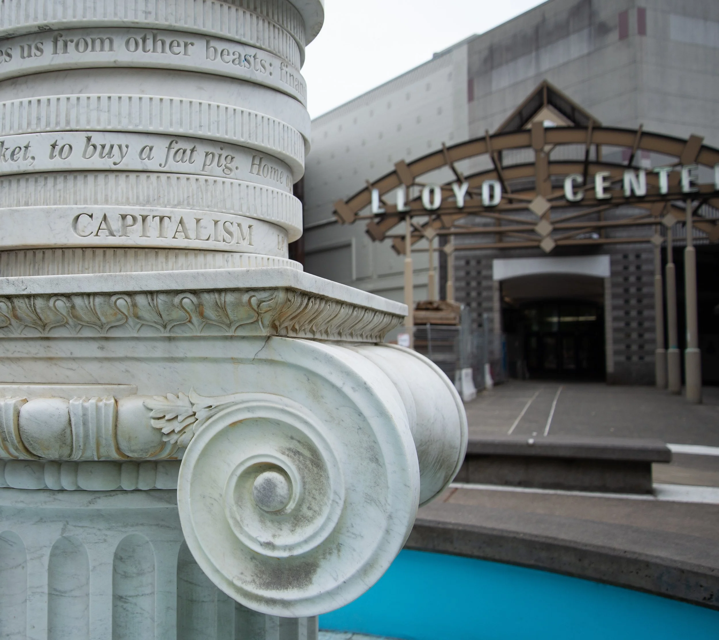 Part two of our Flux web stories! Look out for them all on our website this coming week. Link in bio!

The Lloyd Center opened in 1960 as the largest mall in America. Six decades later, Portland grapples with the loss of its most eccentric third spac
