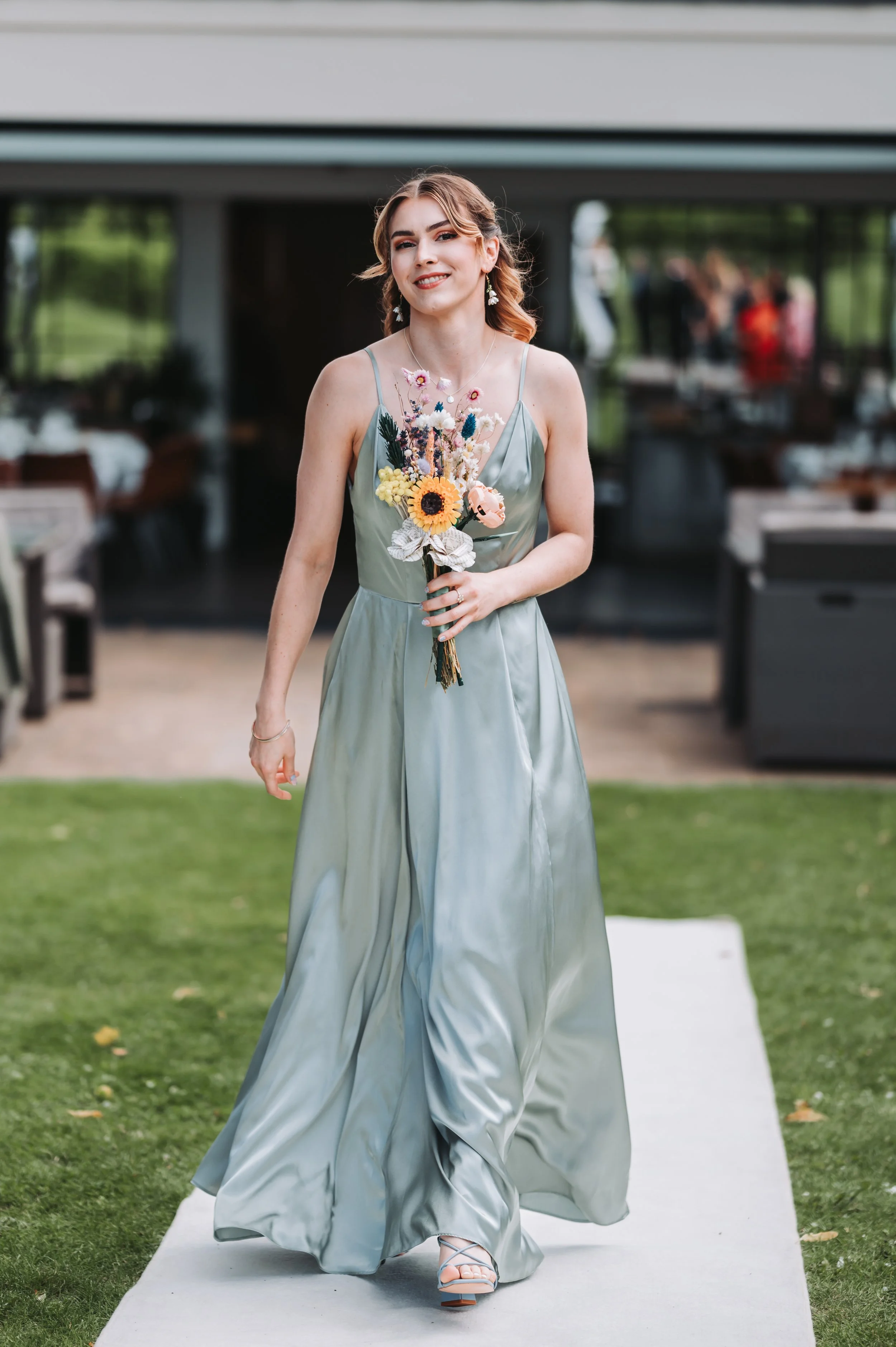 Mr & Mrs Dobson-306.jpg