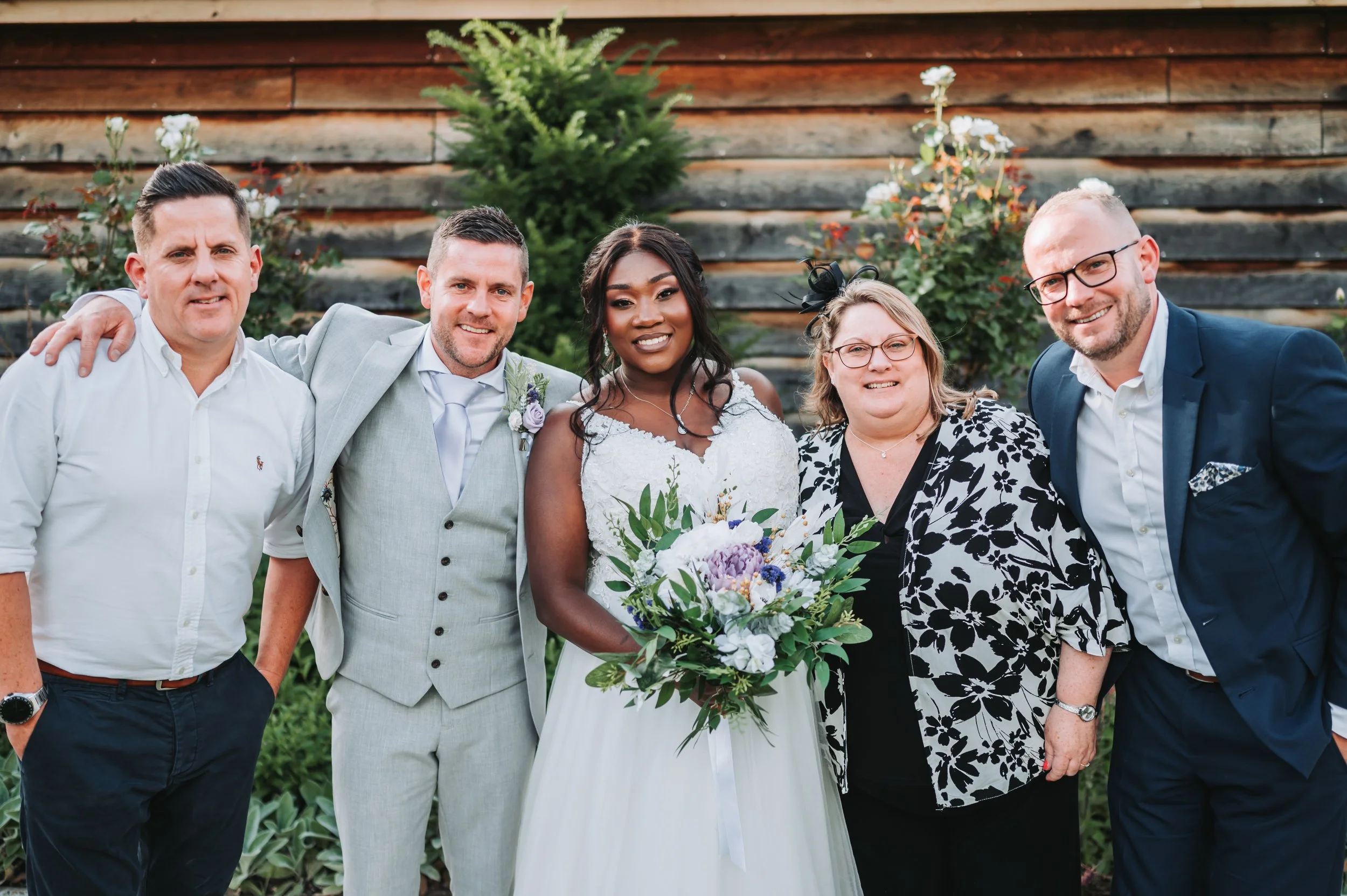 Mr  Mrs Carmody-393.jpg