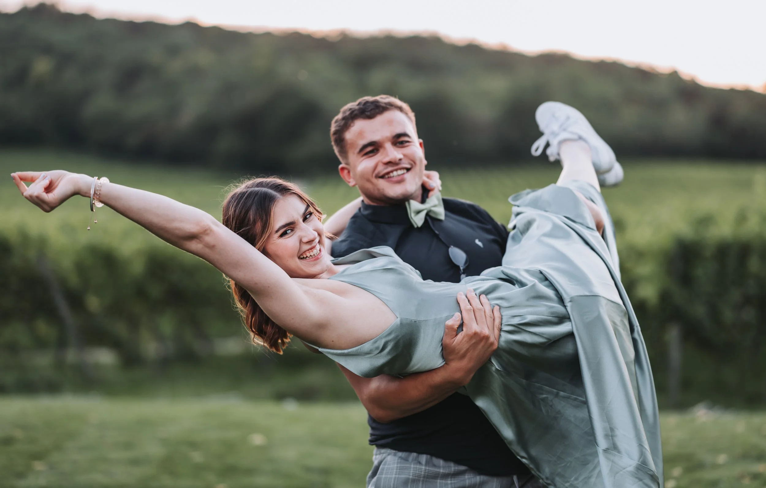 Mr & Mrs Dobson-1040.jpg