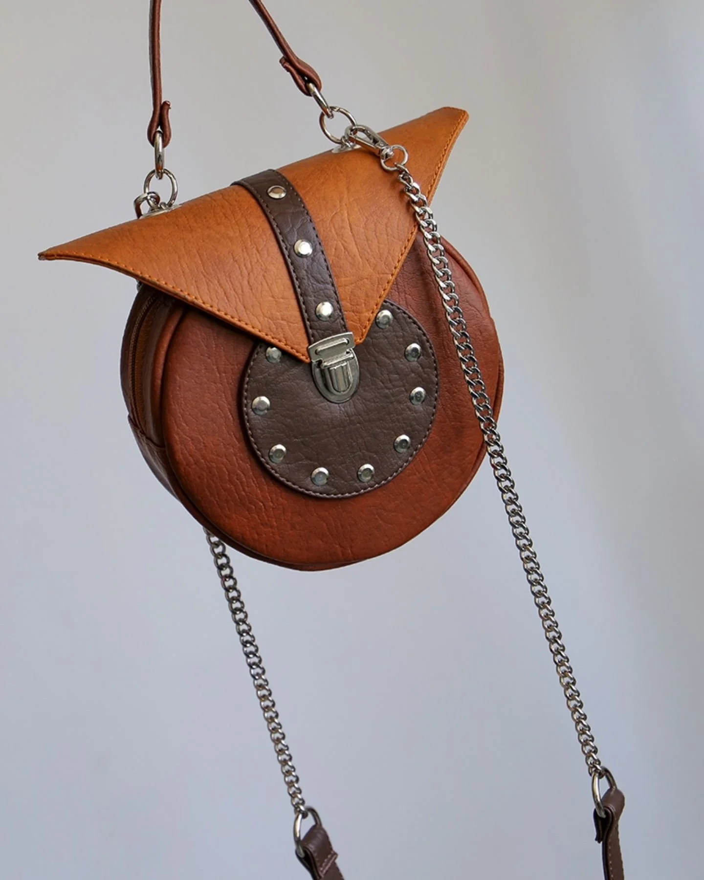 OWL mini bag 🤎

Webshop #soon 

malaradnjadizajna.online