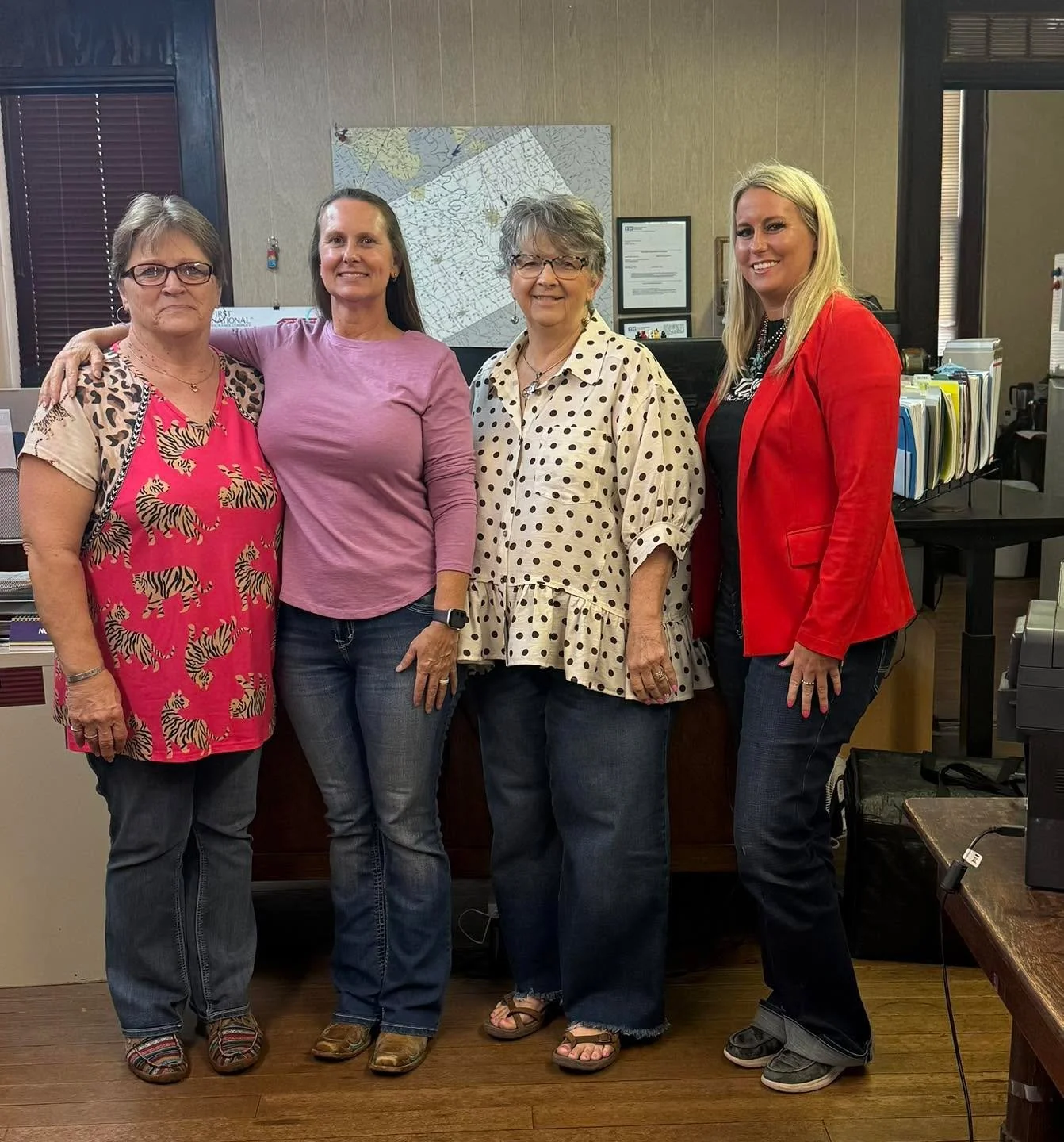 🌟 THANK YOU FALLS COUNTY TITLE 🌟 

As a show of appreciation we brought lunch to these lovely ladies this week. Steve Johnson and his staff do a great job taking our Falls County contracts to the closing table. Thank you again for all yall do to ma