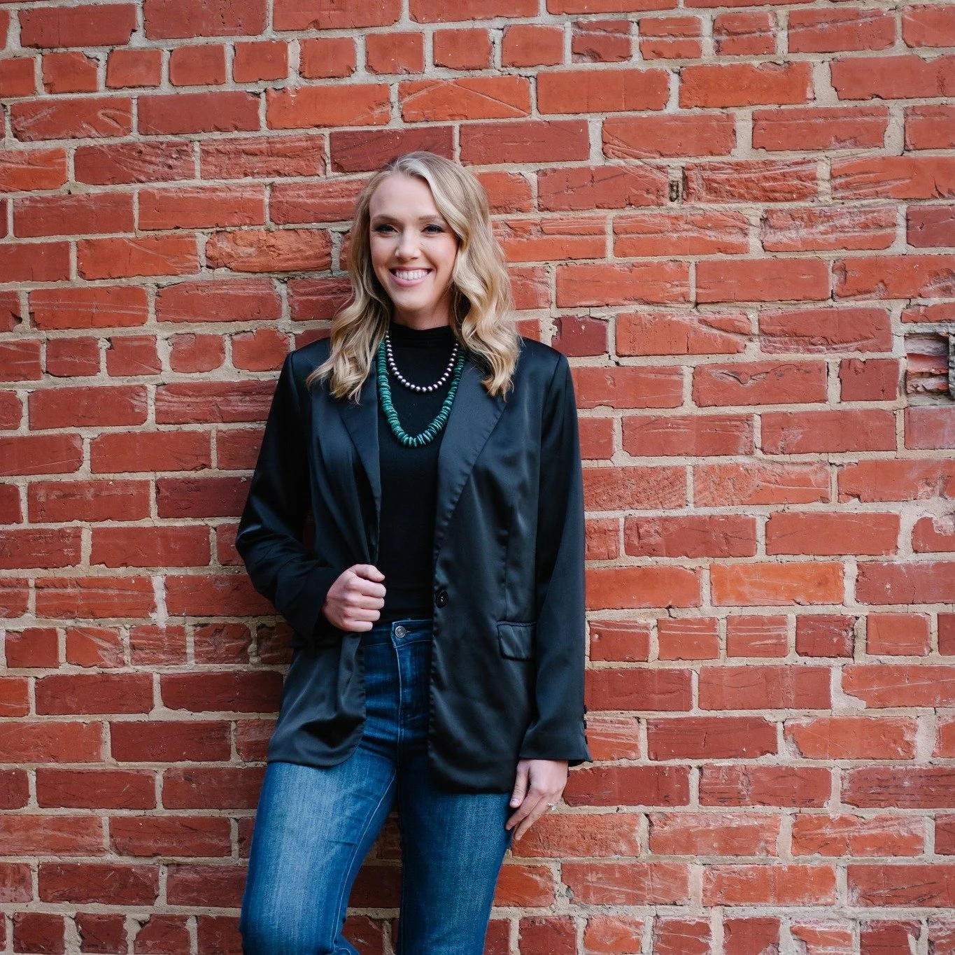 ✨ Meet Molly Smallwood ✨

Molly brings a passion for helping people, strong community values, and a dedication to make every real estate experience smooth and successful.

Growing up in Comanche, TX Molly worked along side her family being involved i