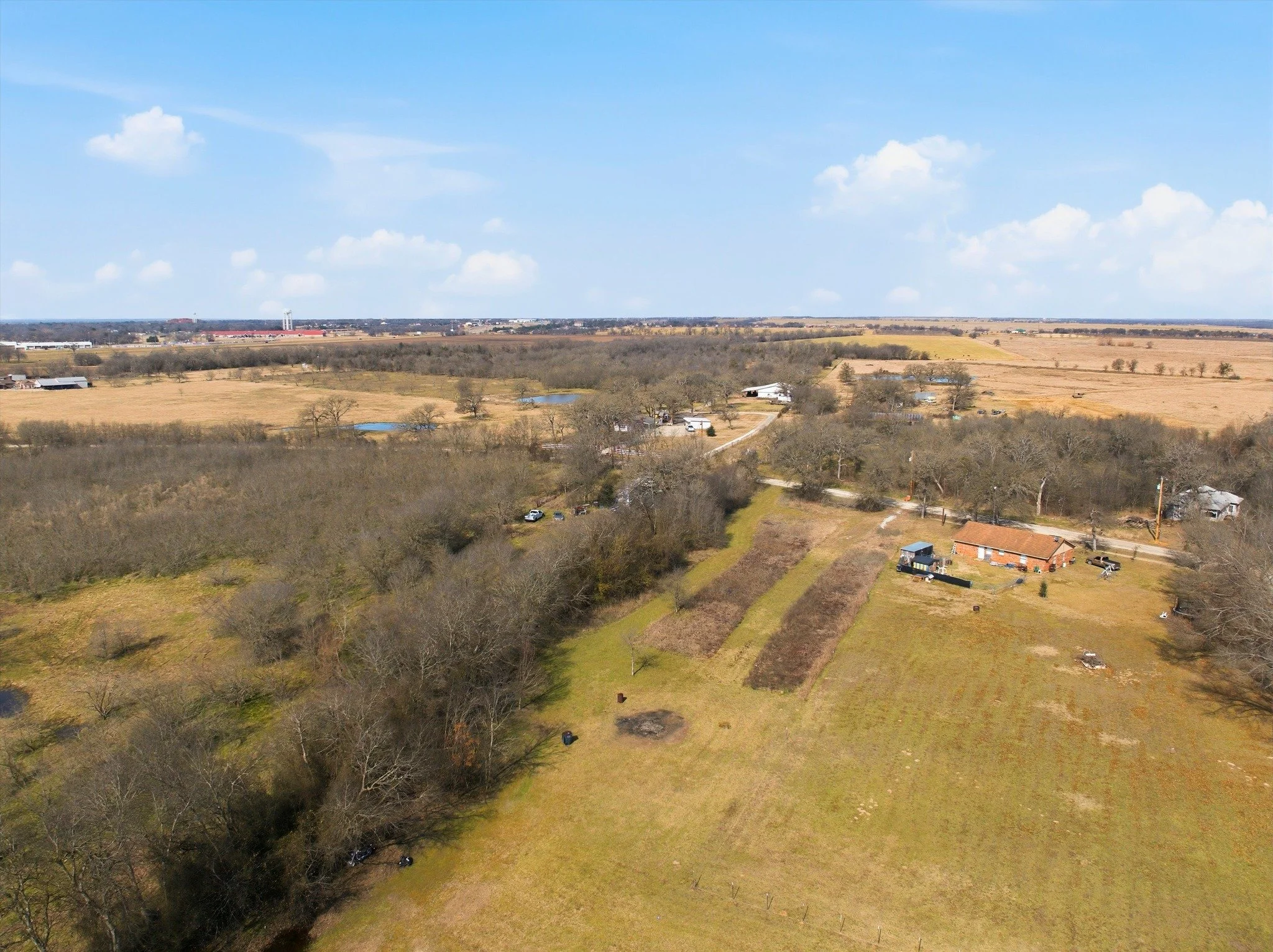 🌿 **SATURDAY PROPERTY SPOTLIGHT!** 🌿

📍 **1.452 ACRES MOL | MARLIN, TX**

Looking for a little more room to spread out? 👀 This **1.452-acre property** in Marlin gives you the space and flexibility to bring your plans to life!

🏡 **BUILD YOUR FOR